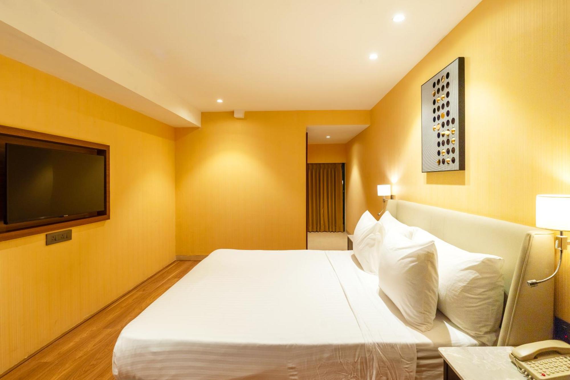 Clarks Airport Hotel
