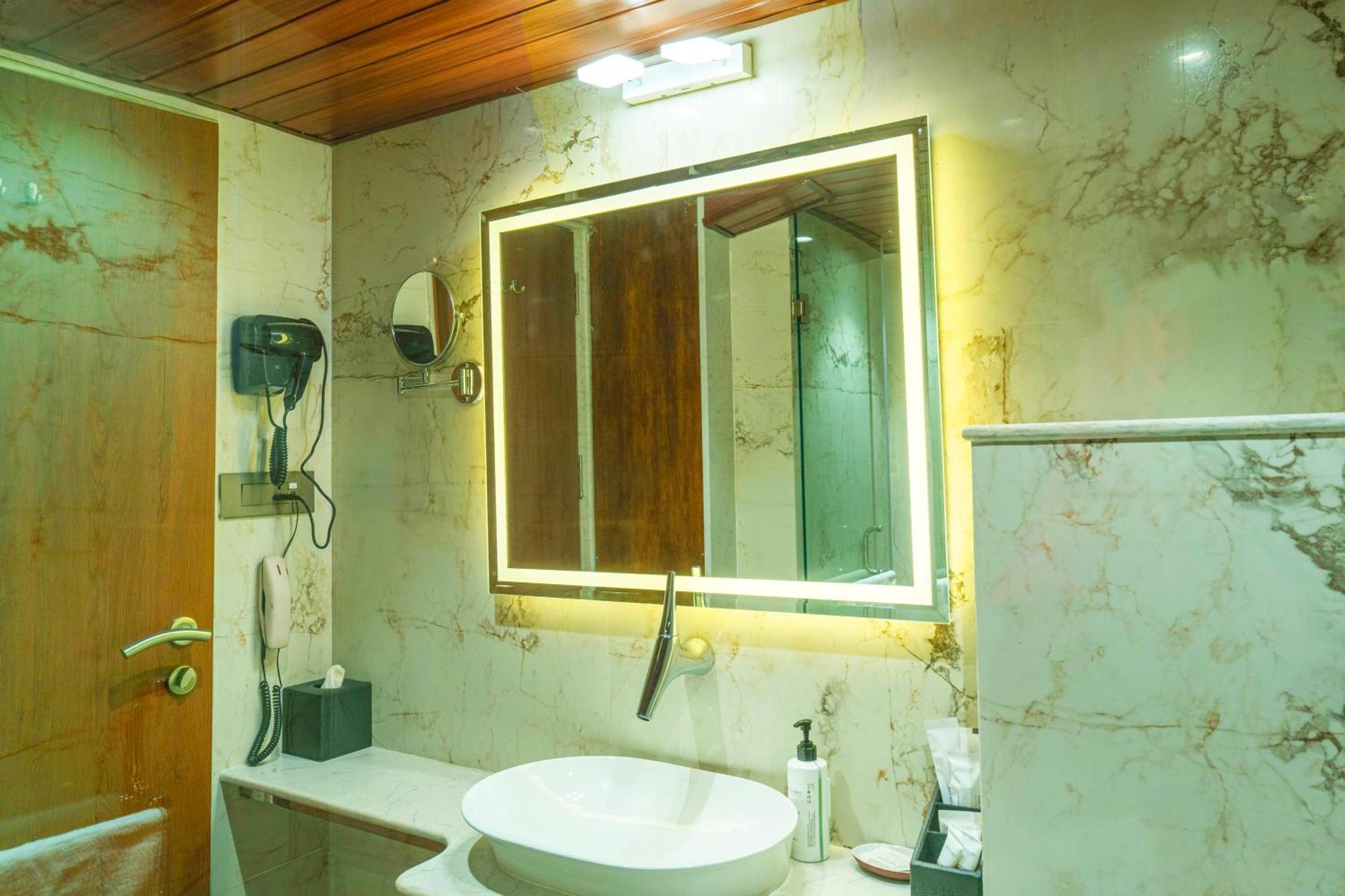 Clarks Airport Hotel Hyderabad