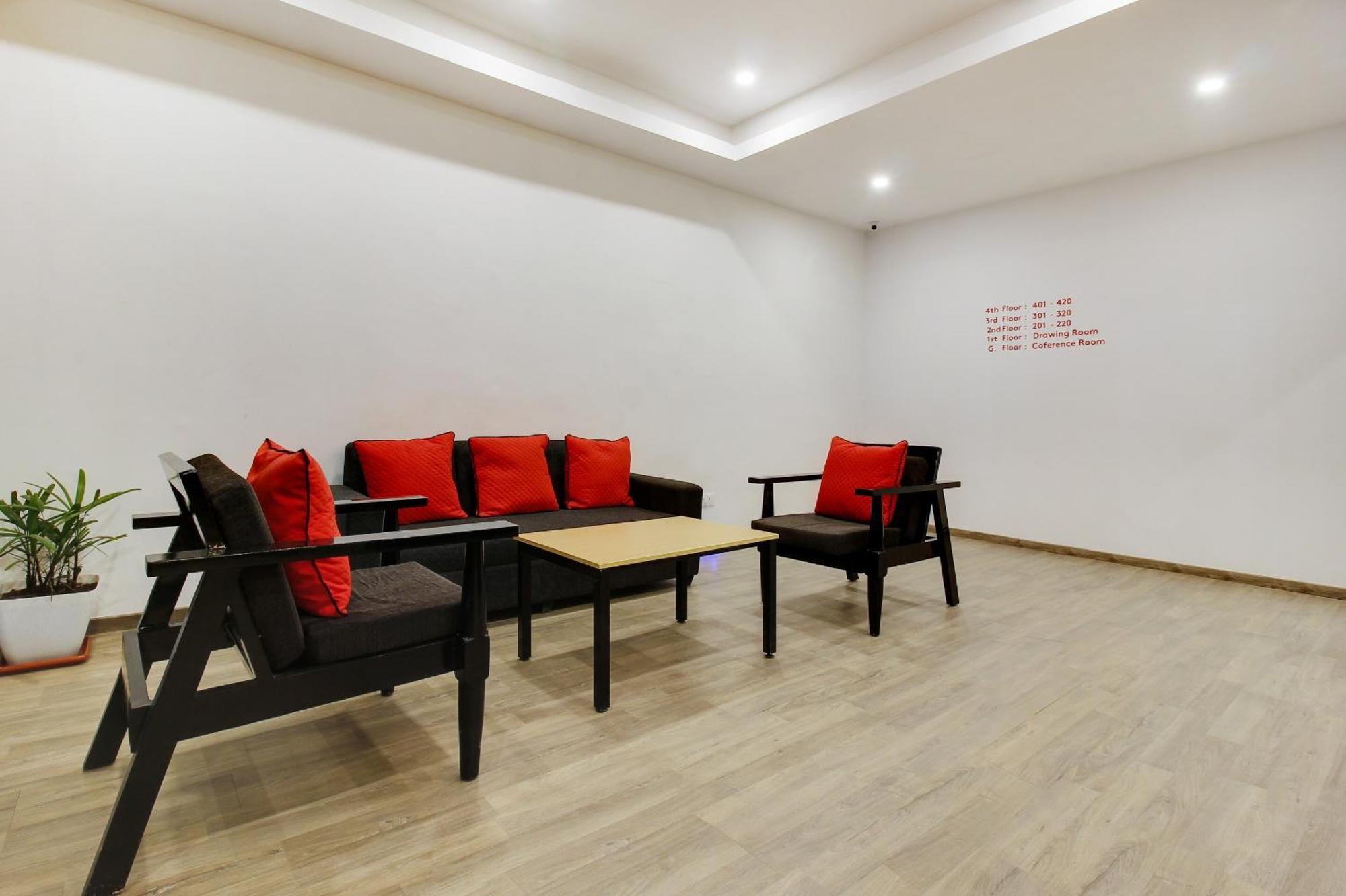 Hotel Super Townhouse Moosapet Rcc Prime 4*