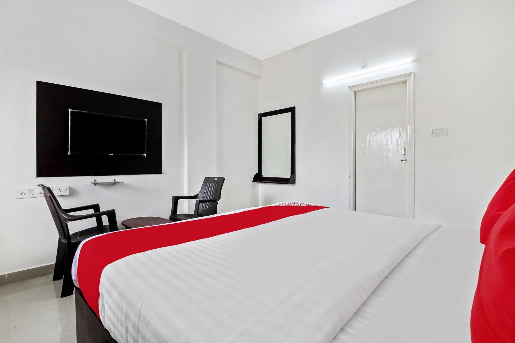 Hotel Super O Hill Hyderabad