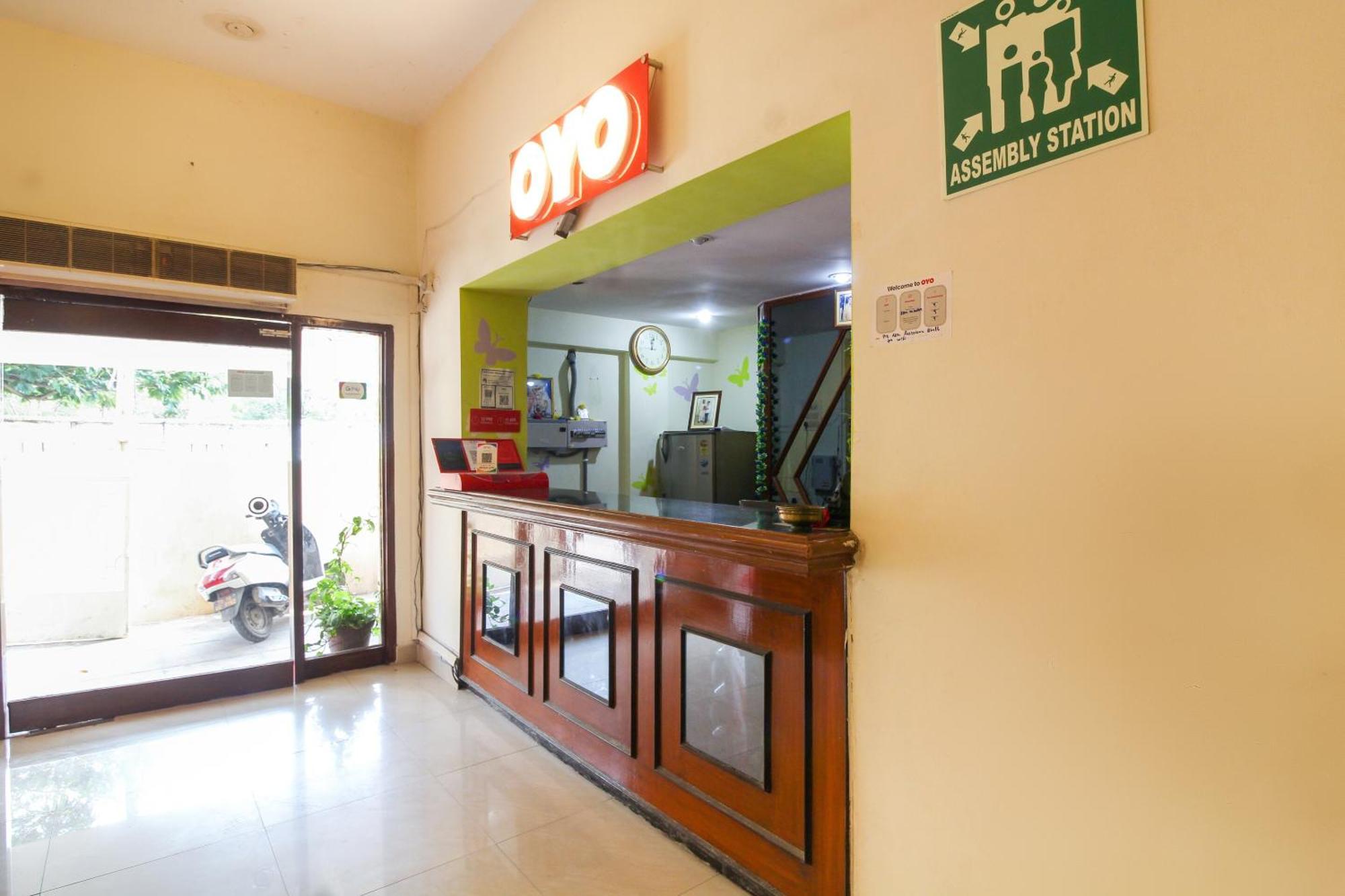 O Luxury Near Begumpet Airport Hotel