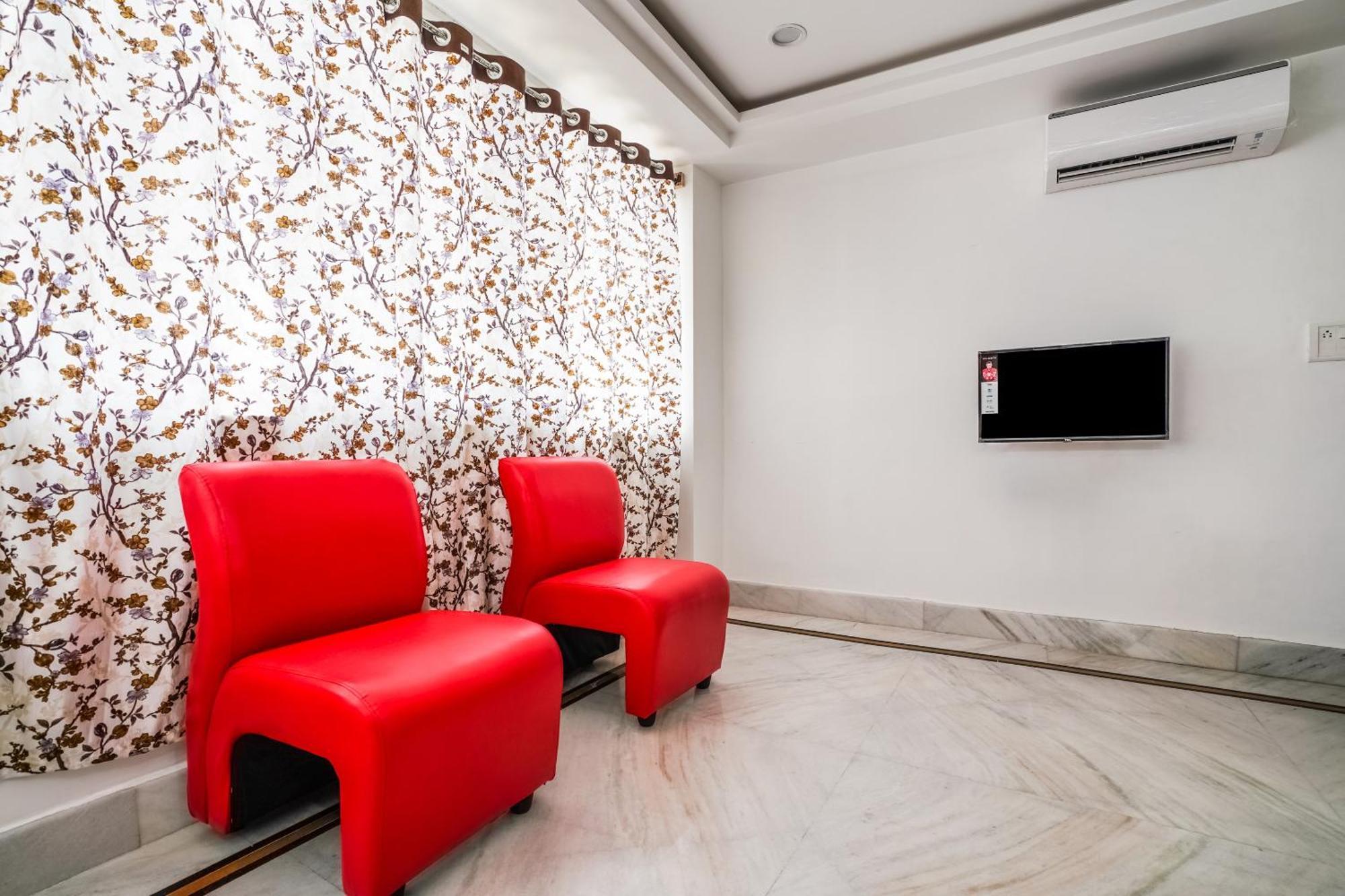 Hotel O Mint Leaves Near Alcazar Mall 3*