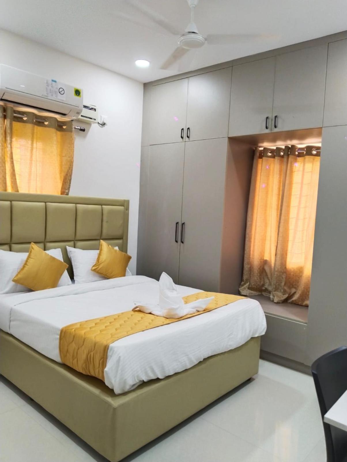 Mythri Retreat Service Apartment