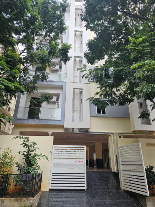4bhk Luxury At Lotus Pond With Foosball Fun! * Hyderabad