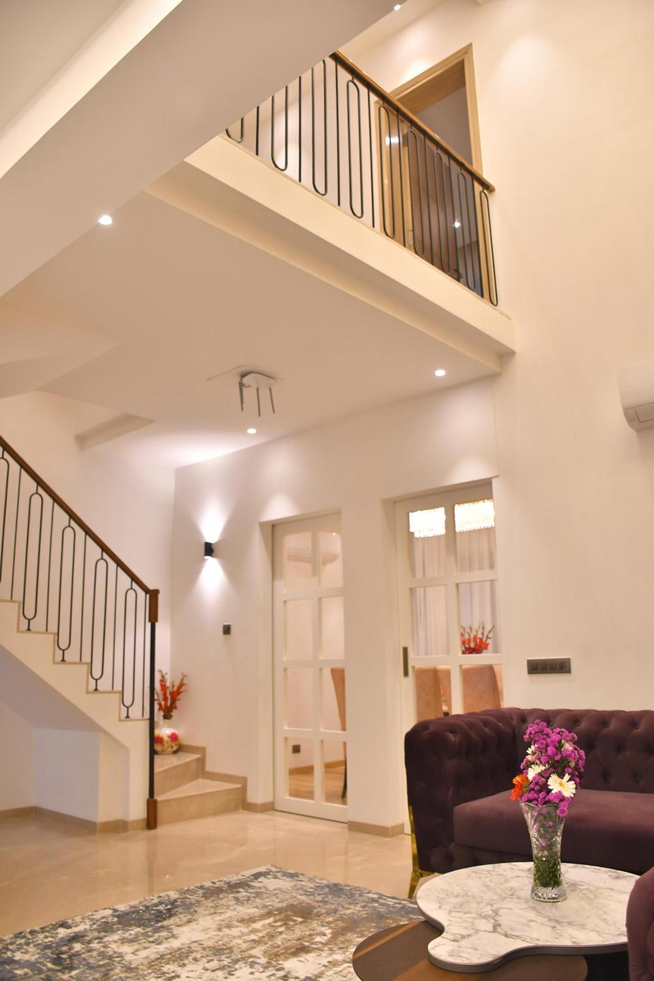 Luxuryhouse-3br-free Car & Driver-balcony-wifi Holiday home