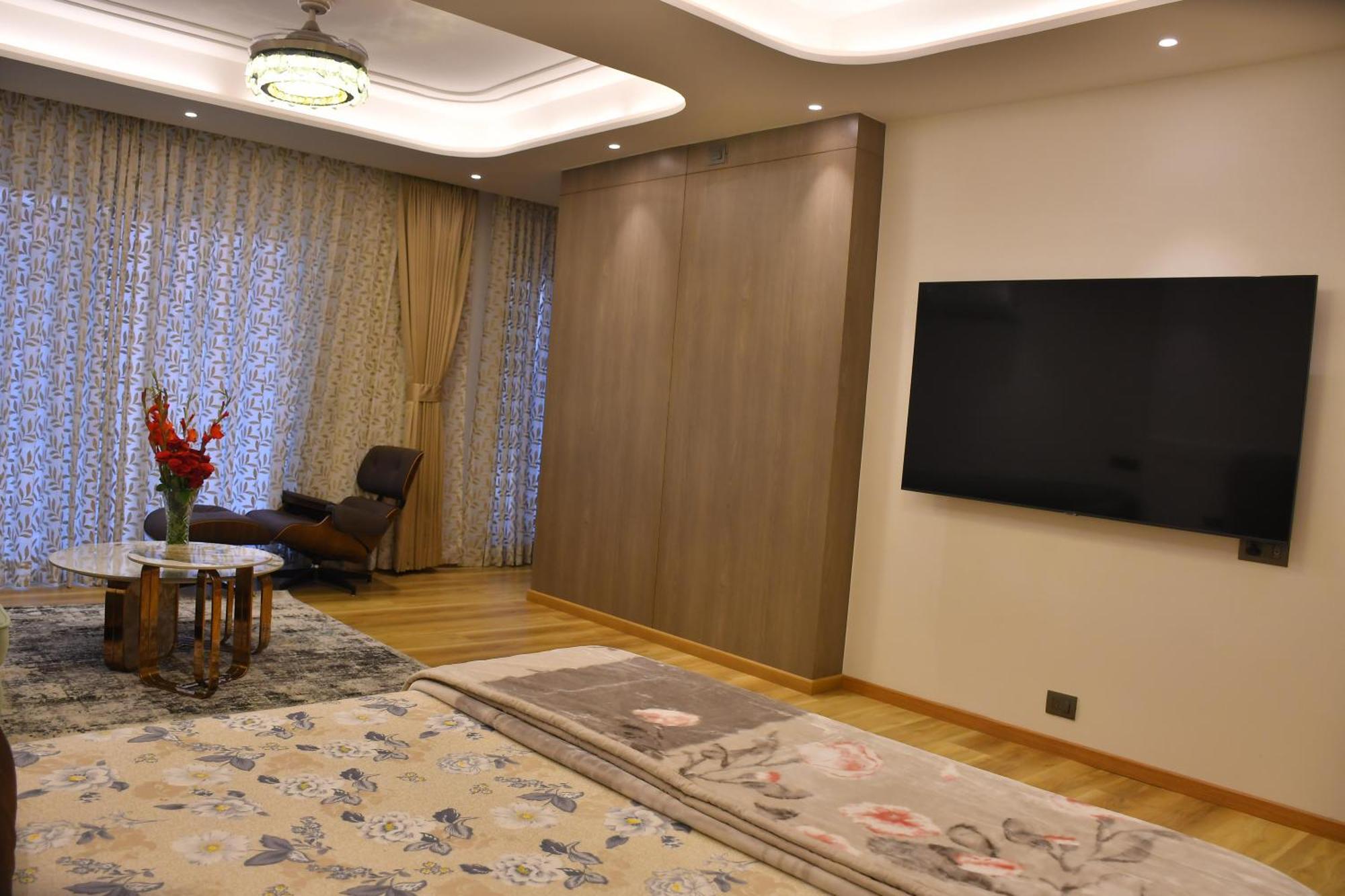 Holiday home Luxuryhouse-3br-free Car & Driver-balcony-wifi