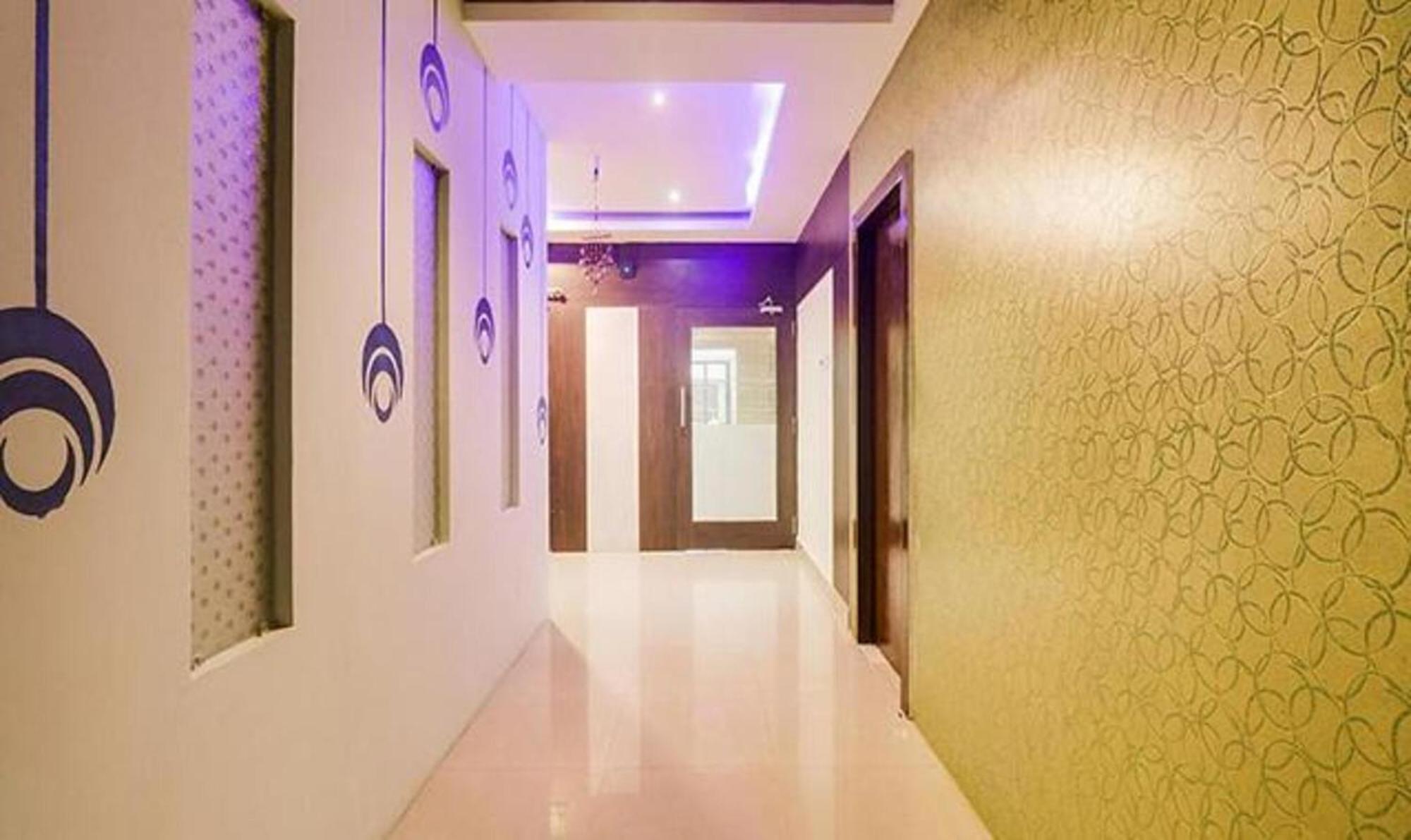 Hotel O Mmr Luxury Hitec