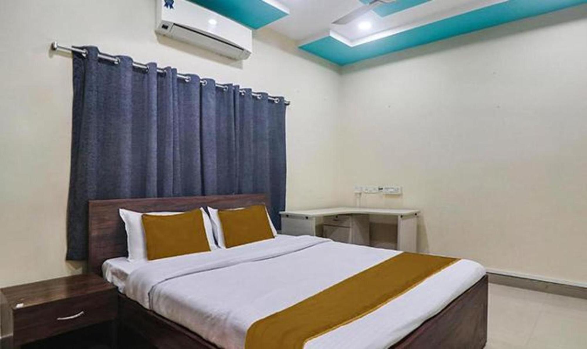 O Mmr Luxury Hitec Hotel 3*
