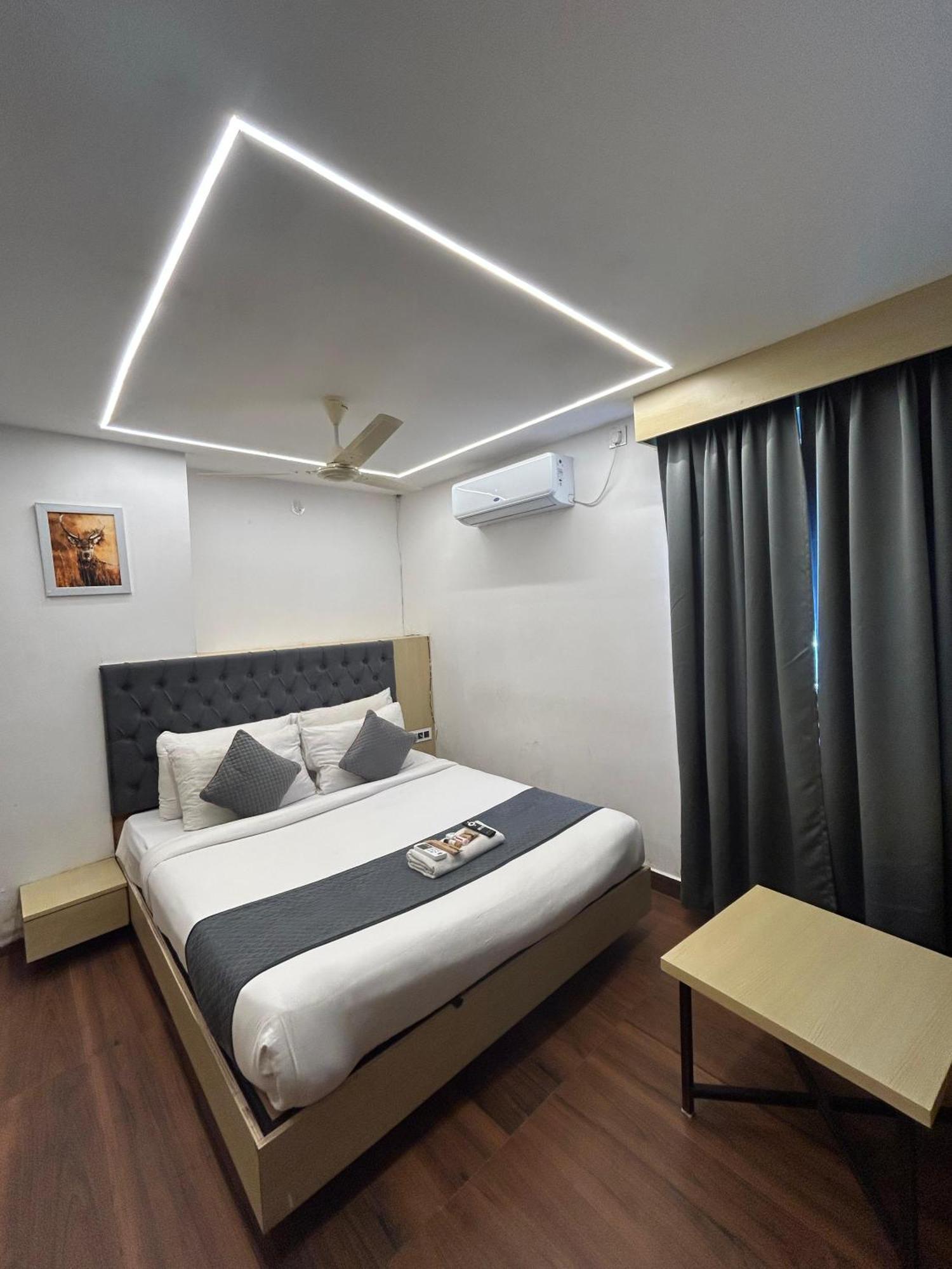 Wild Wings Premium Hotel 3*