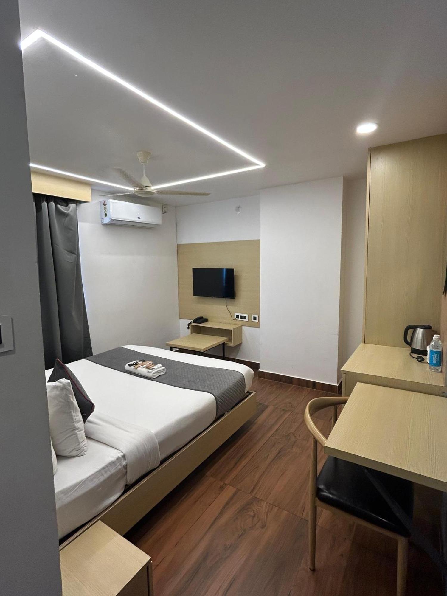 Hotel Wild Wings Premium 3*