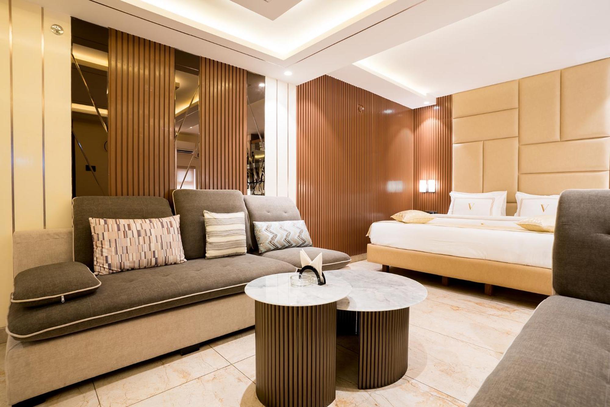Hotel Oriva Vinflora Residency - Nr Lv Prasad Hospital, Banjara Hills Hyderabad