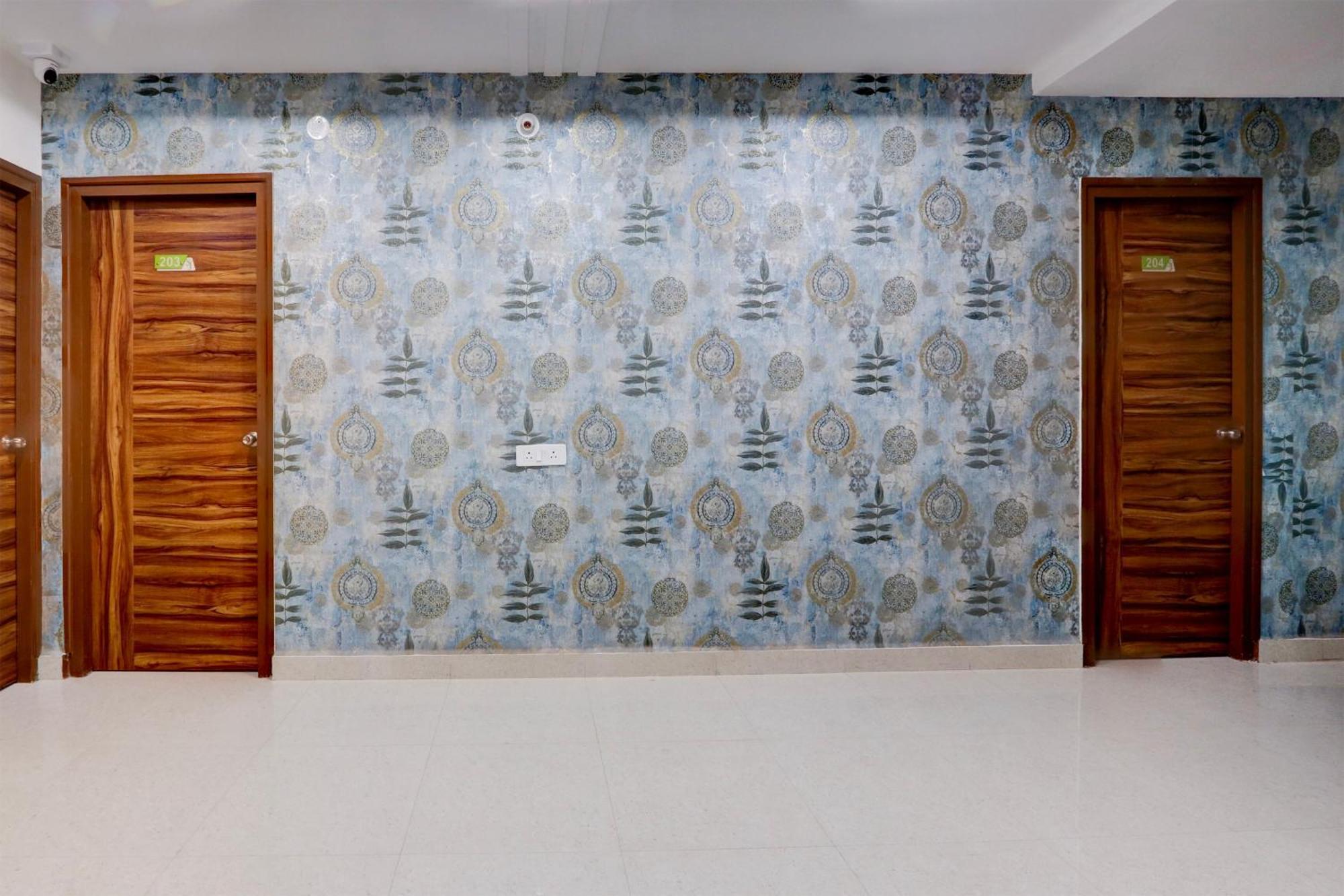 Collection O Sri Jahnavi Group Besides Yashoda Hospital Hitec City Hotel Hyderabad