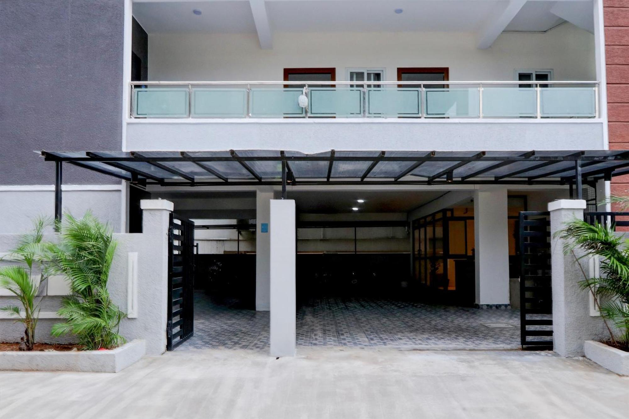 Hotel Collection O Sri Jahnavi Group Besides Yashoda Hospital Hitec City Hyderabad