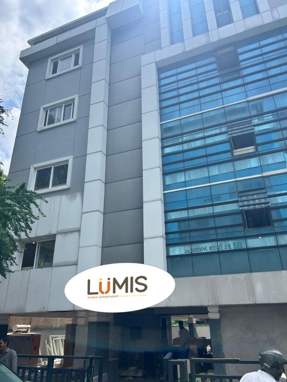 Lumis Studio *