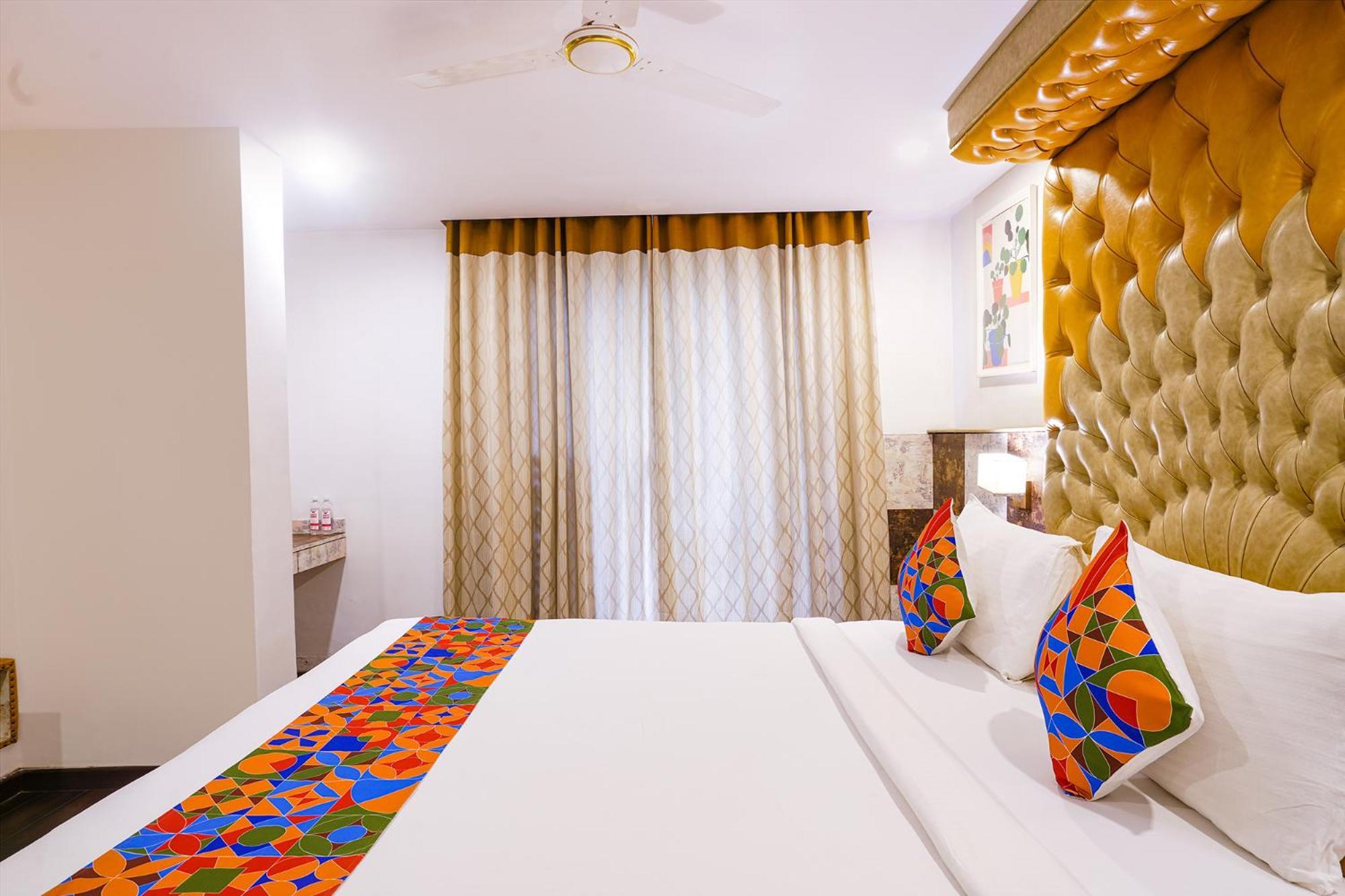 Fabhotel Wr Grand - Nr Renova Hospital, Banjara Hills Hotel 3*