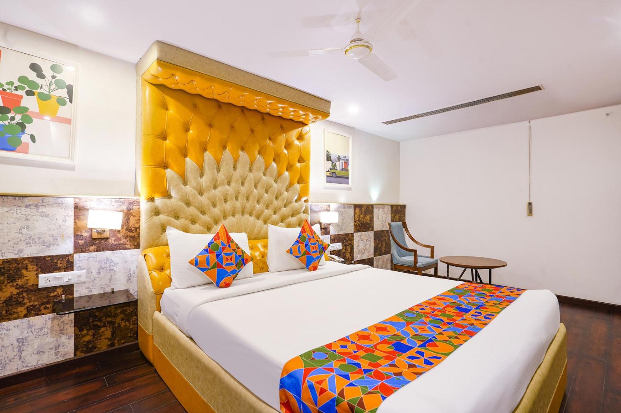 Fabhotel Wr Grand - Nr Renova Hospital, Banjara Hills Hyderabad