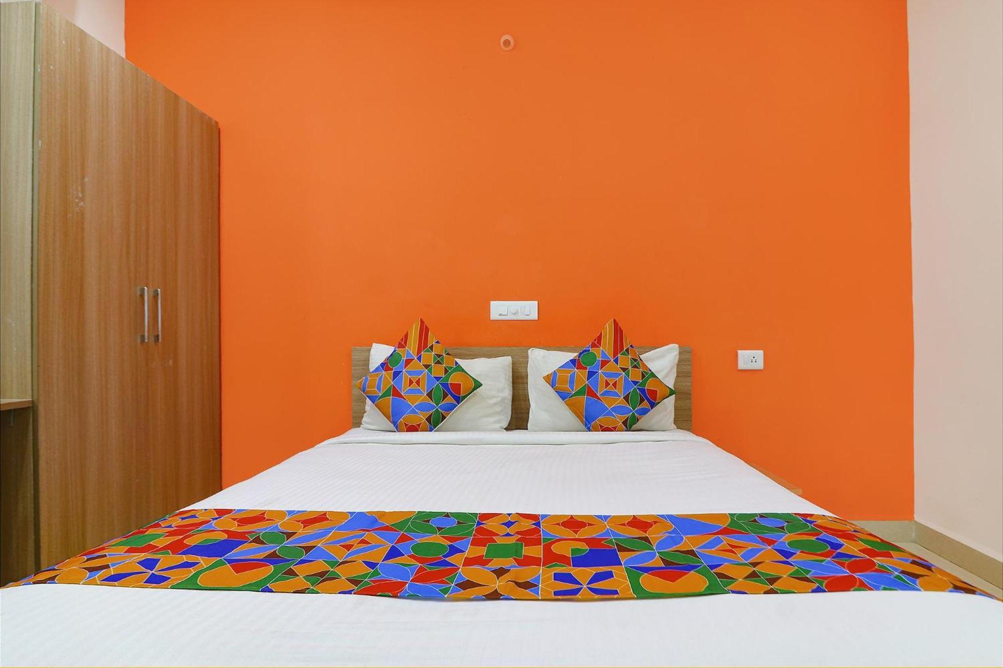 Hotel Fabexpress Kings 3*