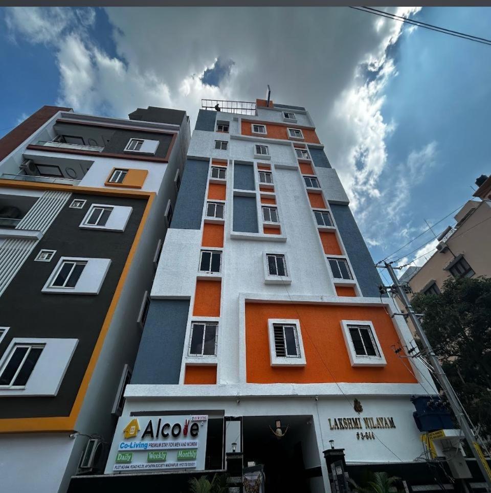 Alcove Coliving Premium For Men And Women * Hyderabad