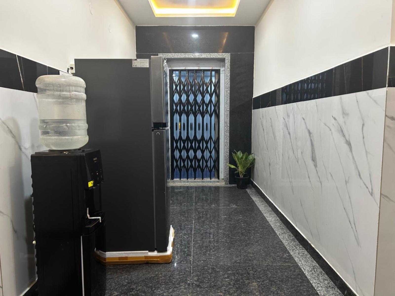 Alcove Coliving Premium For Men And Women Hostel