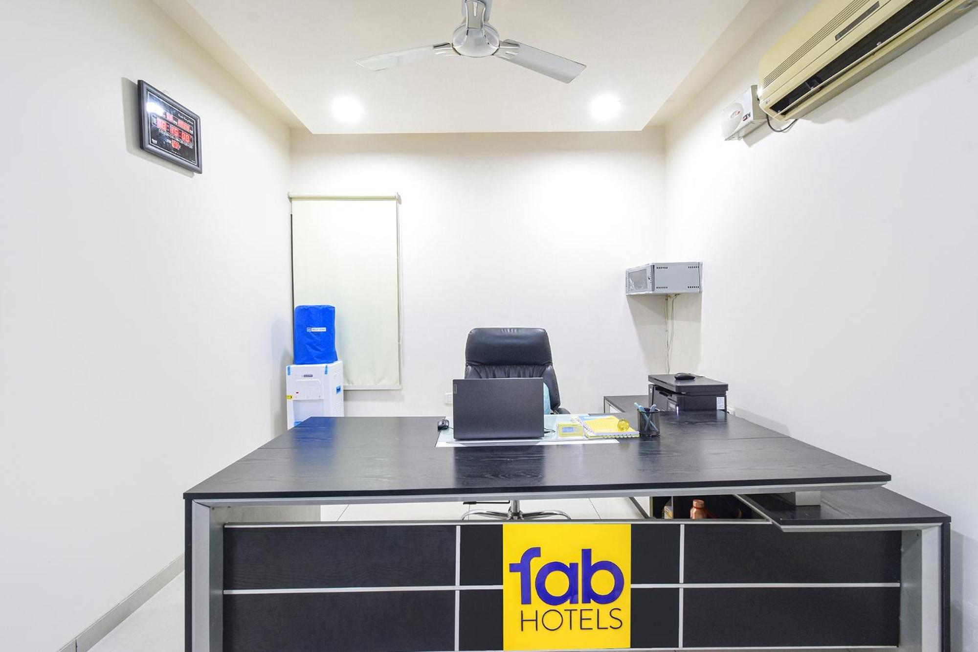 Fabhotel De Alphabet Ii - Nr Ameerpet Metro Station Hotel Hyderabad