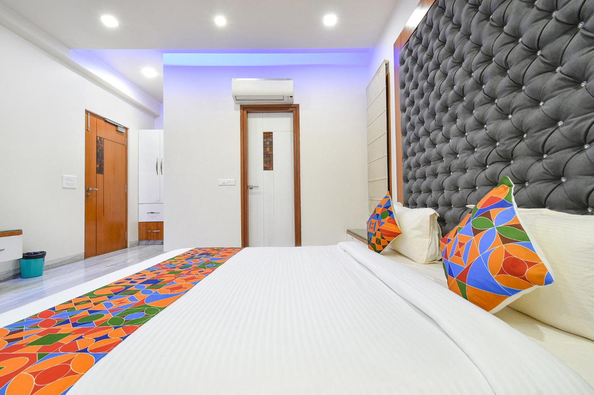 Fabhotel De Alphabet Ii - Nr Ameerpet Metro Station Hotel *