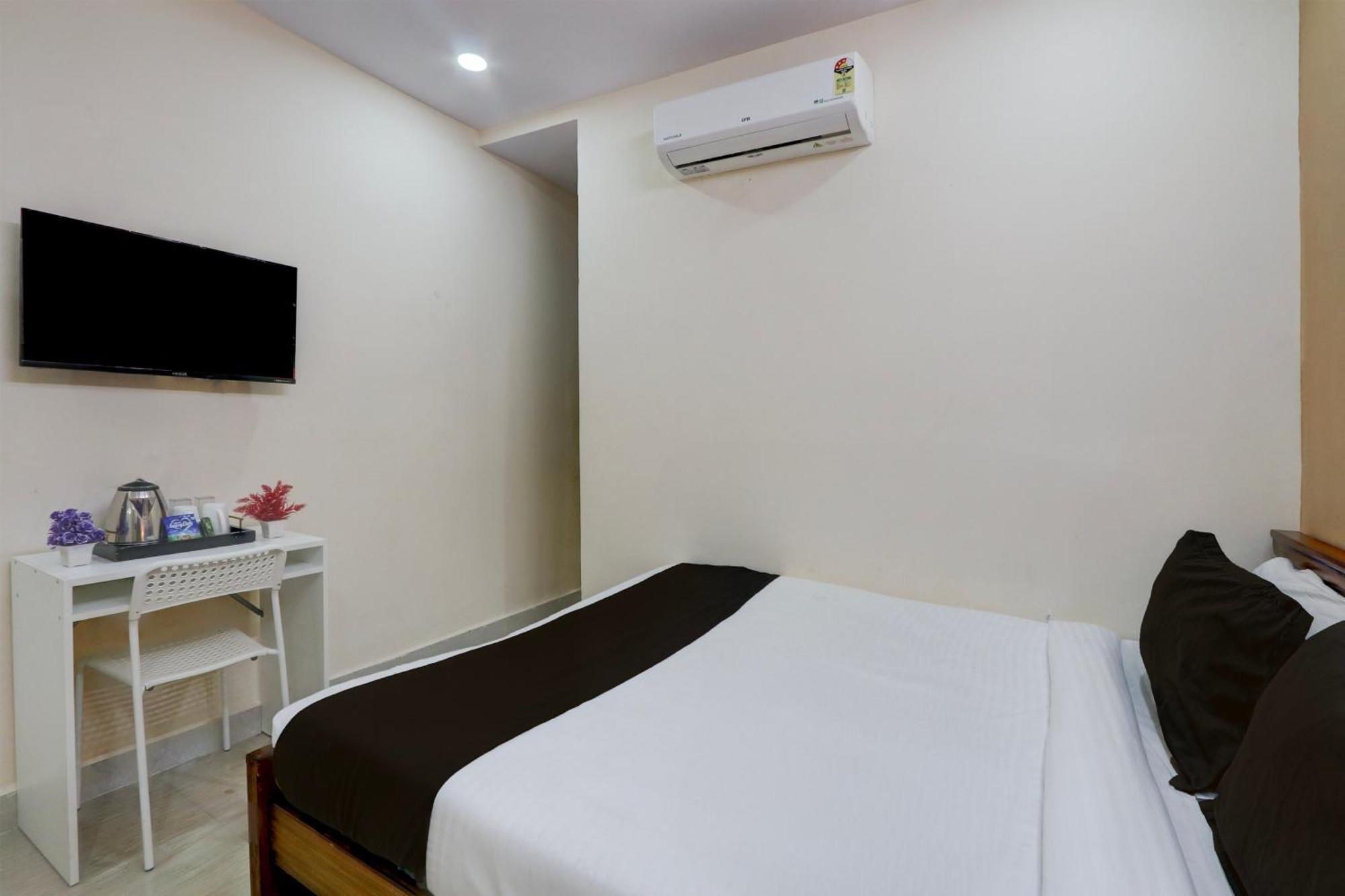 Collection O Sri Balaji Luxury 4*