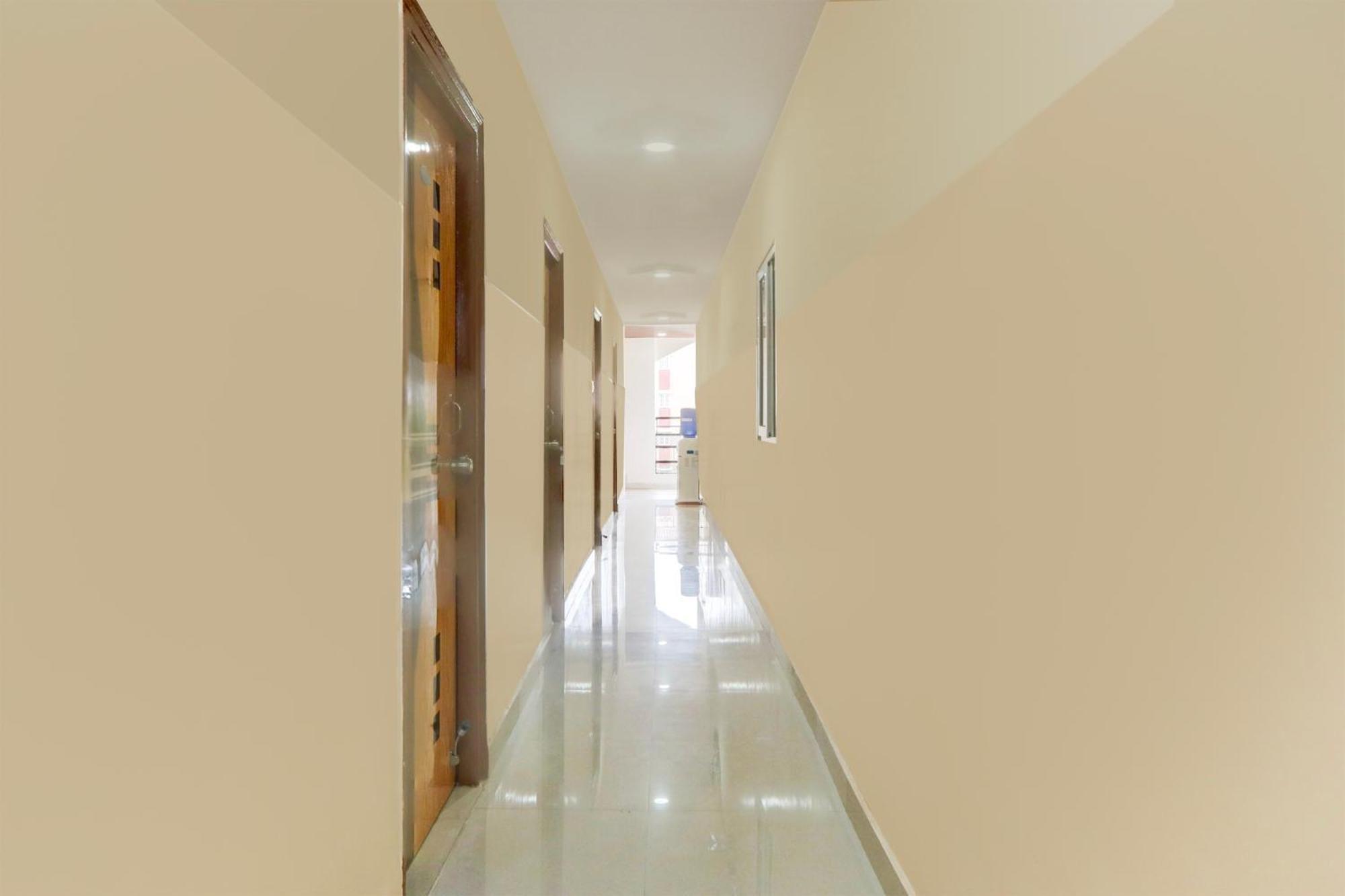 Collection O Sri Balaji Luxury