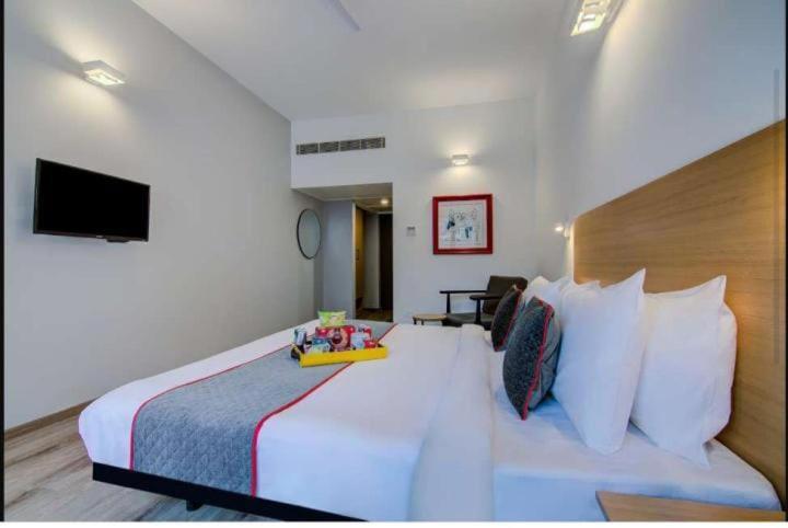 Blossoms Mdmr Group- Lakdikapul- Free Food Vouchers - Free Buffet Breakfast Hotel Hyderabad