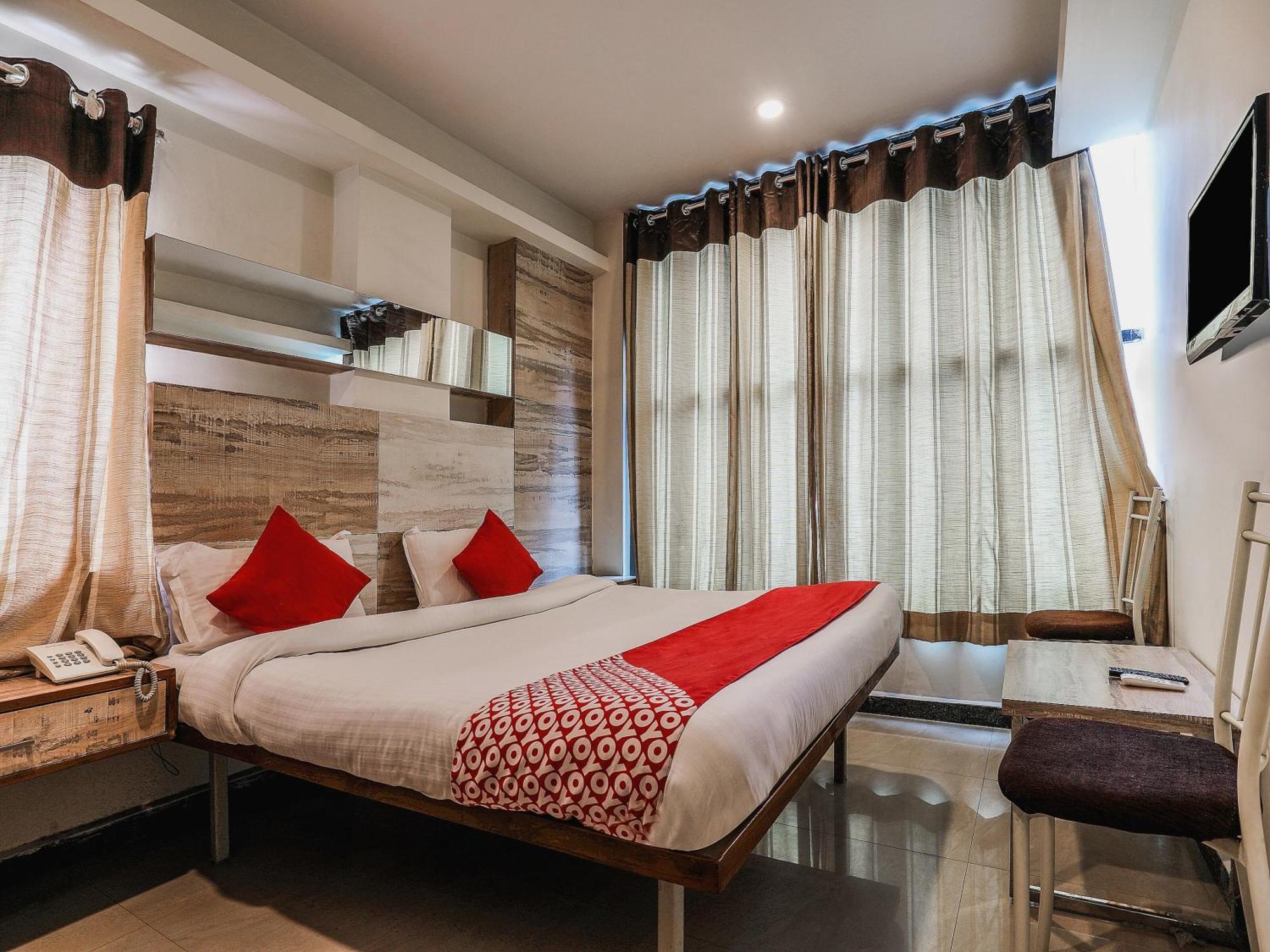 O Sree Ayaansh Residency Near Nexus Hotel 3*