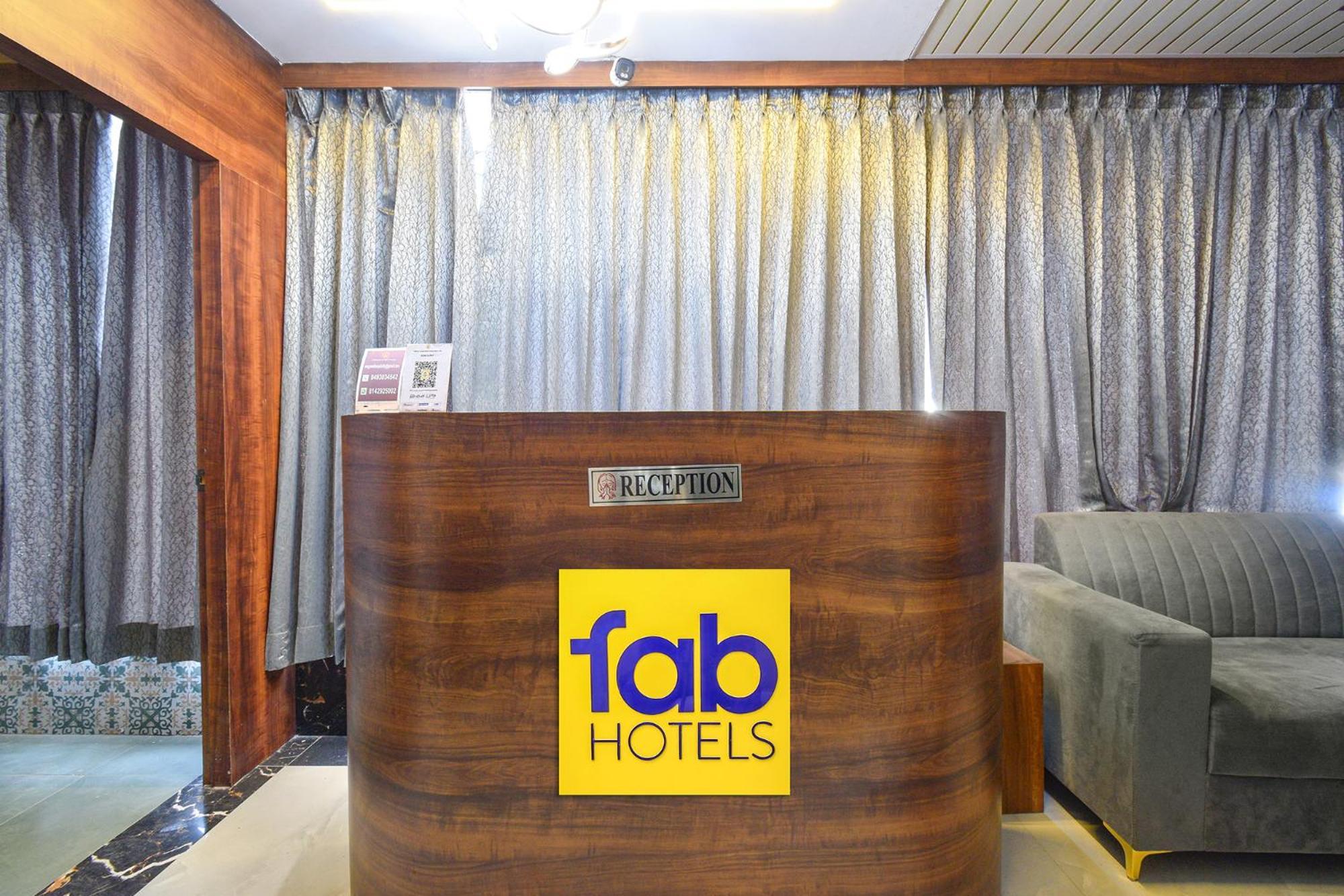 Fabhotel Srs Grand - Nr Mahindra University, Gandi Maisamma