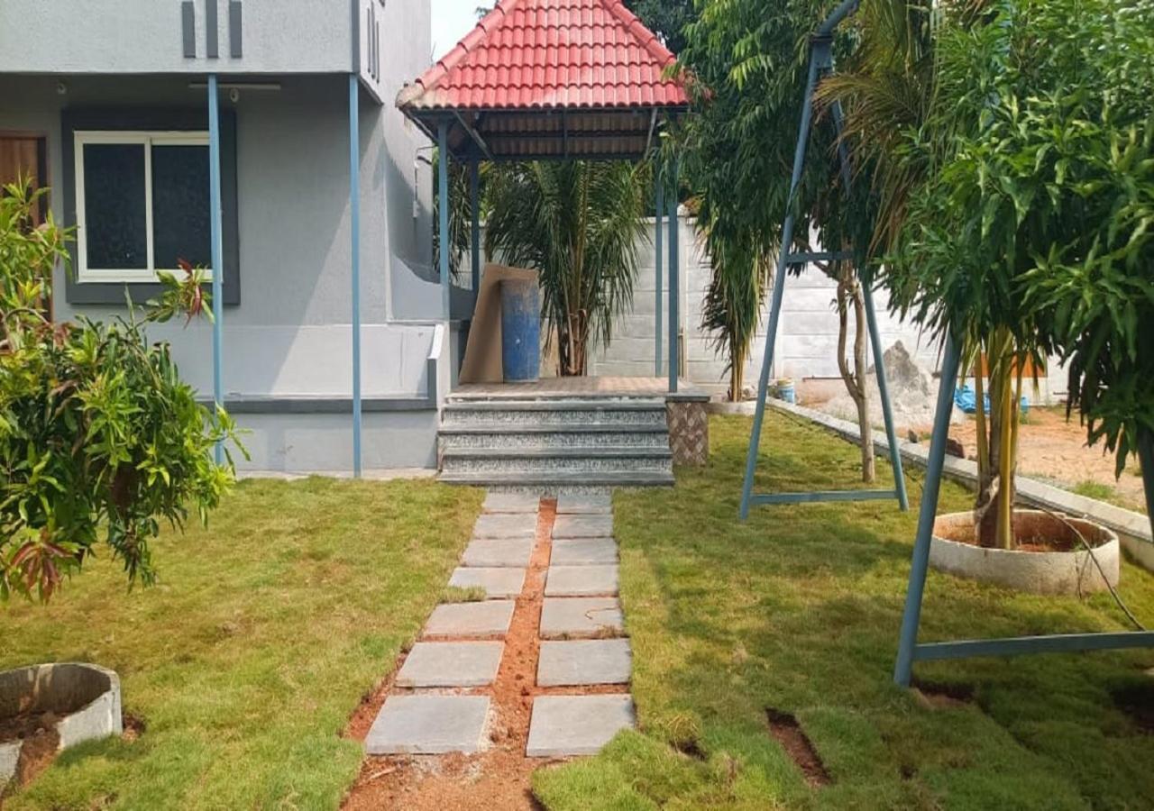 Vasista Hotel 2*