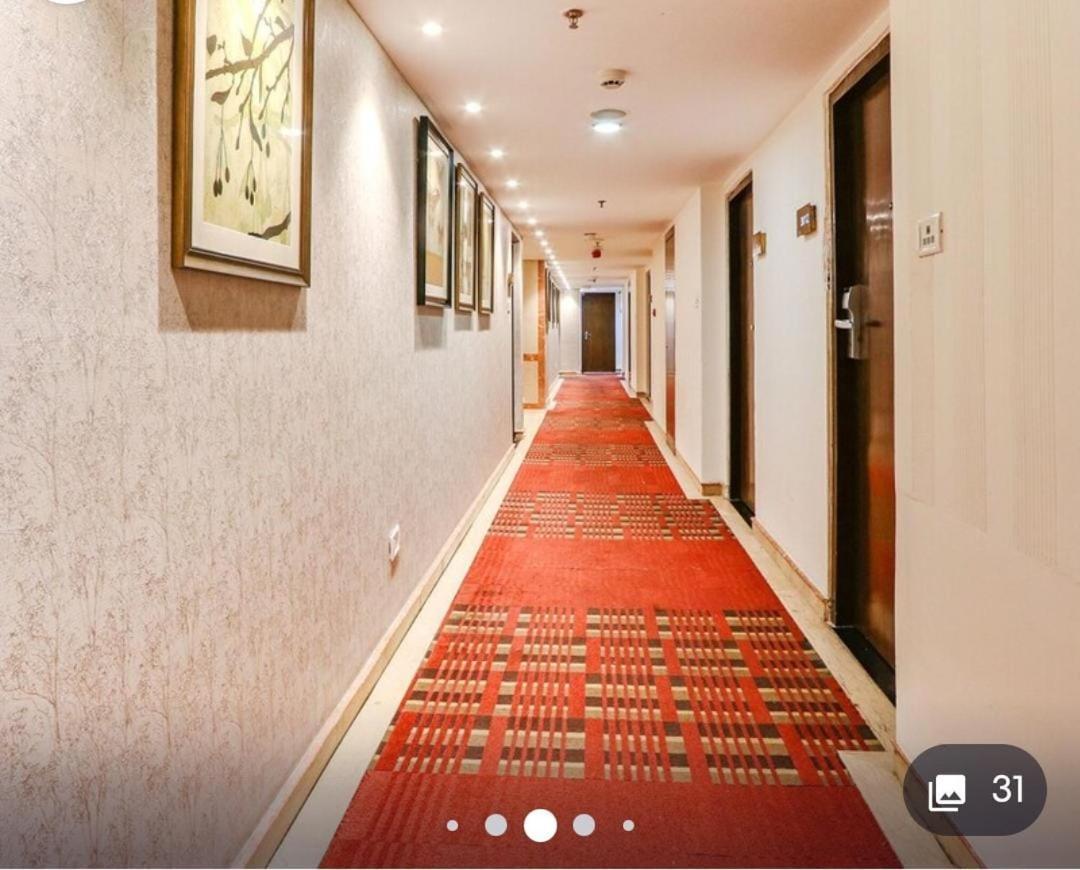 Blossoms Classic International -road View- Free Breakfast Hotel