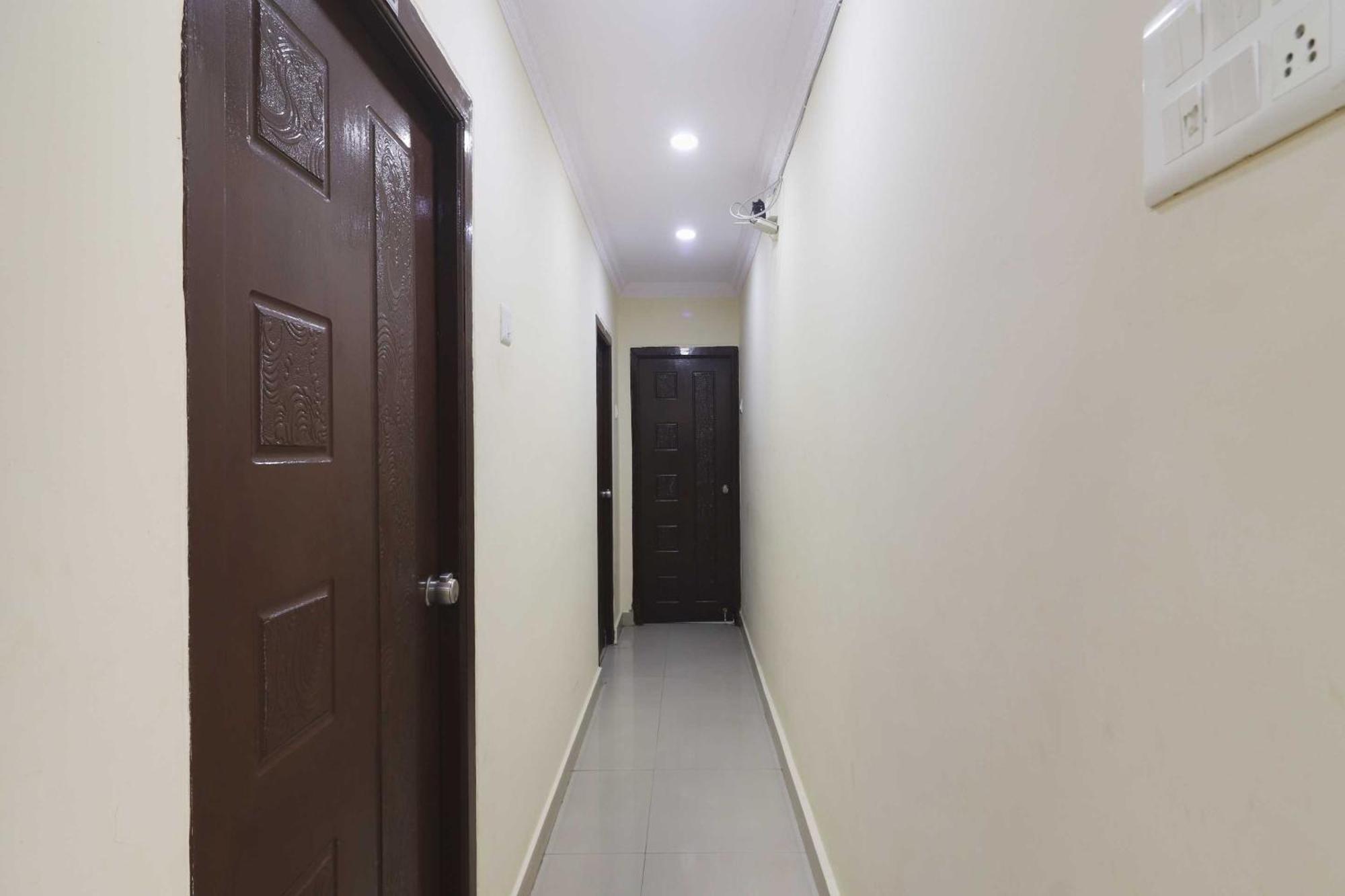 Hotel O Sai Pariwar Near Snow World