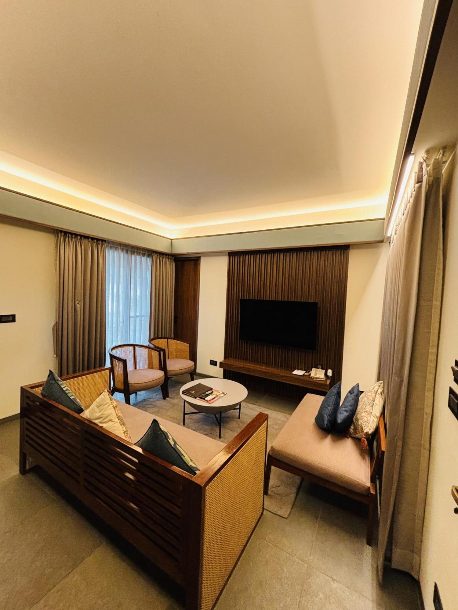 Resort The Golkonda And