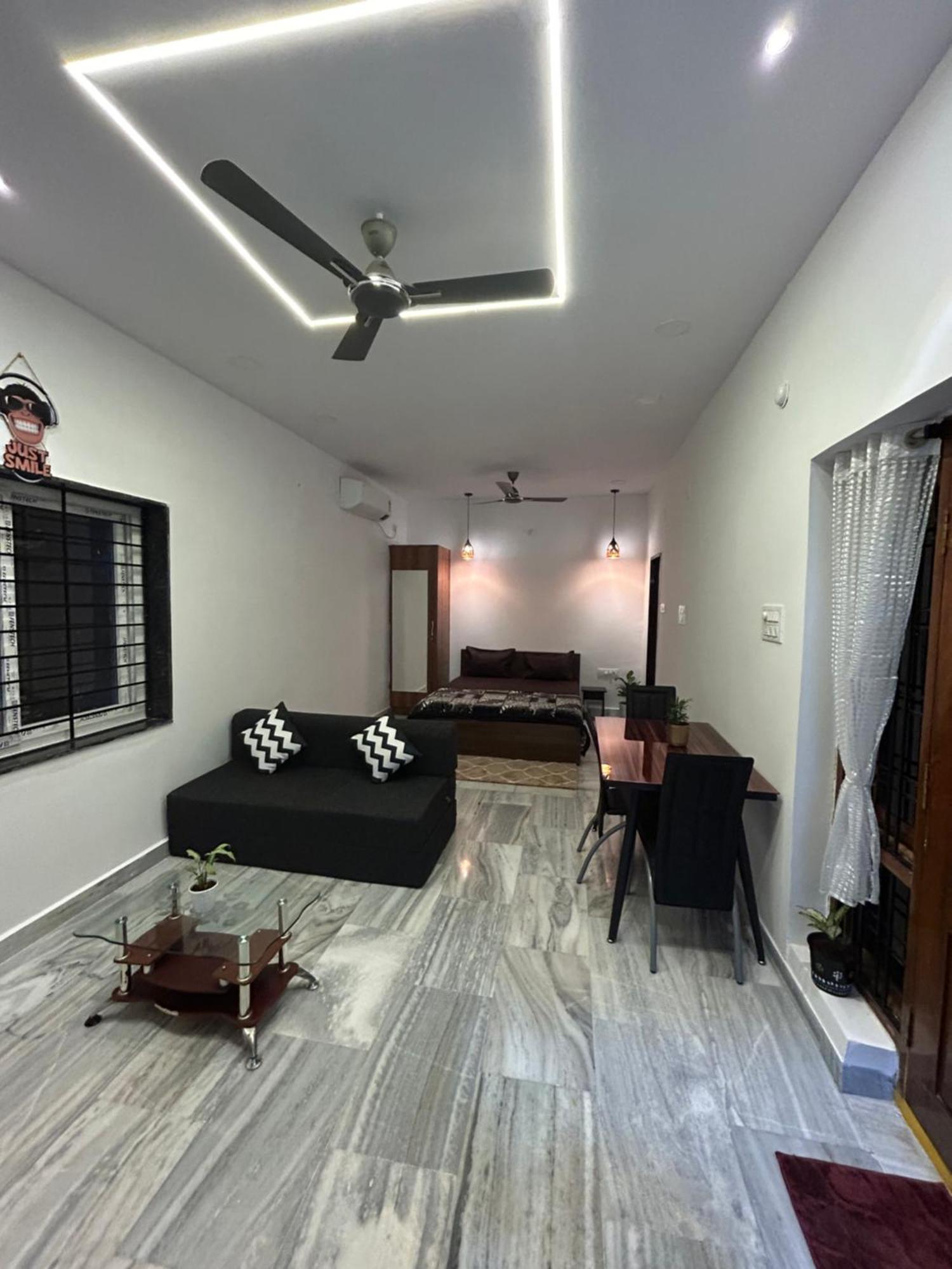 Guhan - 1bhk Serviced Apartments- Full Furnished & Full Kitchen, Wifi & Balcony *