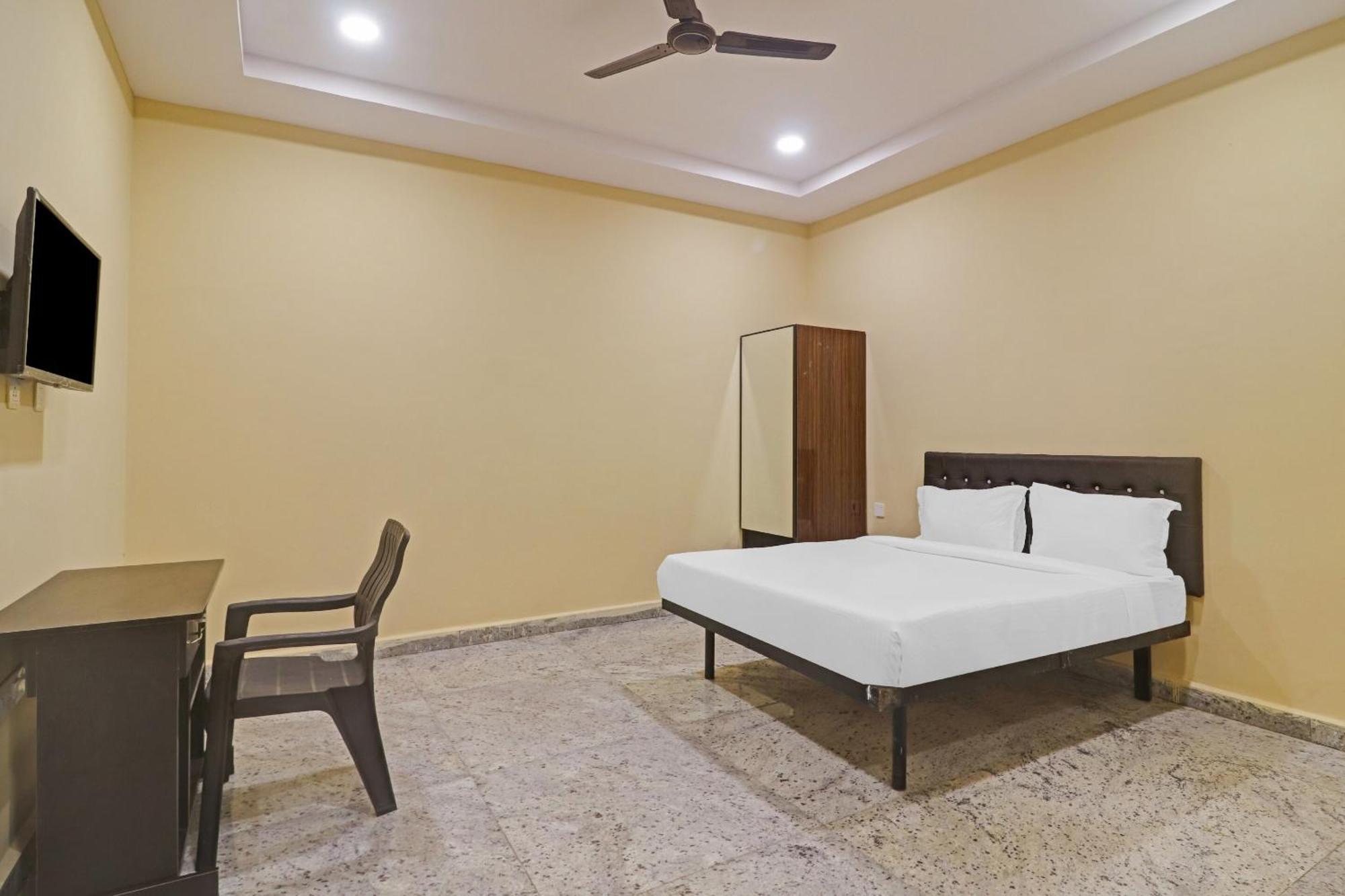 Hotel Capital O Sai Balaji Near Golconda 3*