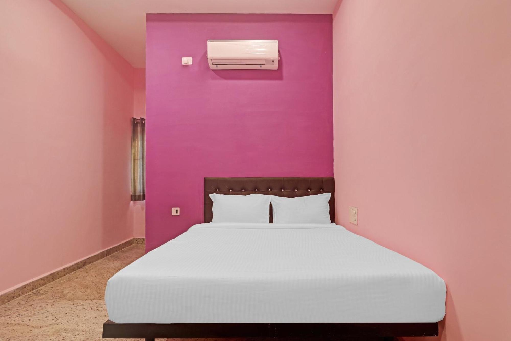 Hotel Capital O Sai Balaji Near Golconda 3*