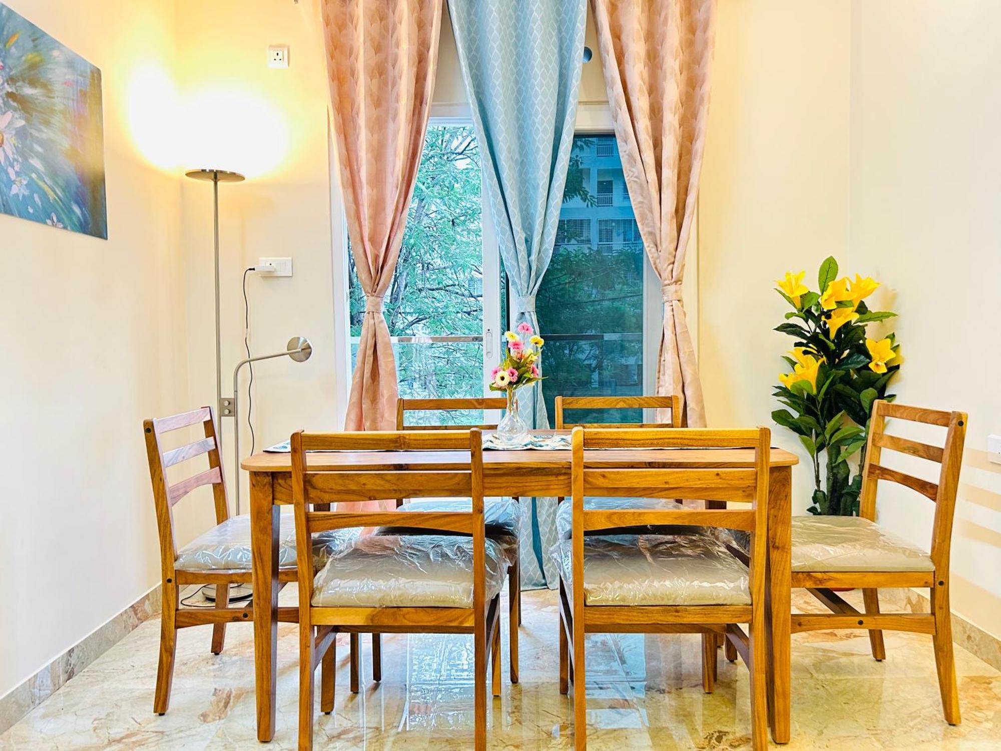 Elegant 3bhk Fully Furnished And Equipped Near Hitec By Evara
