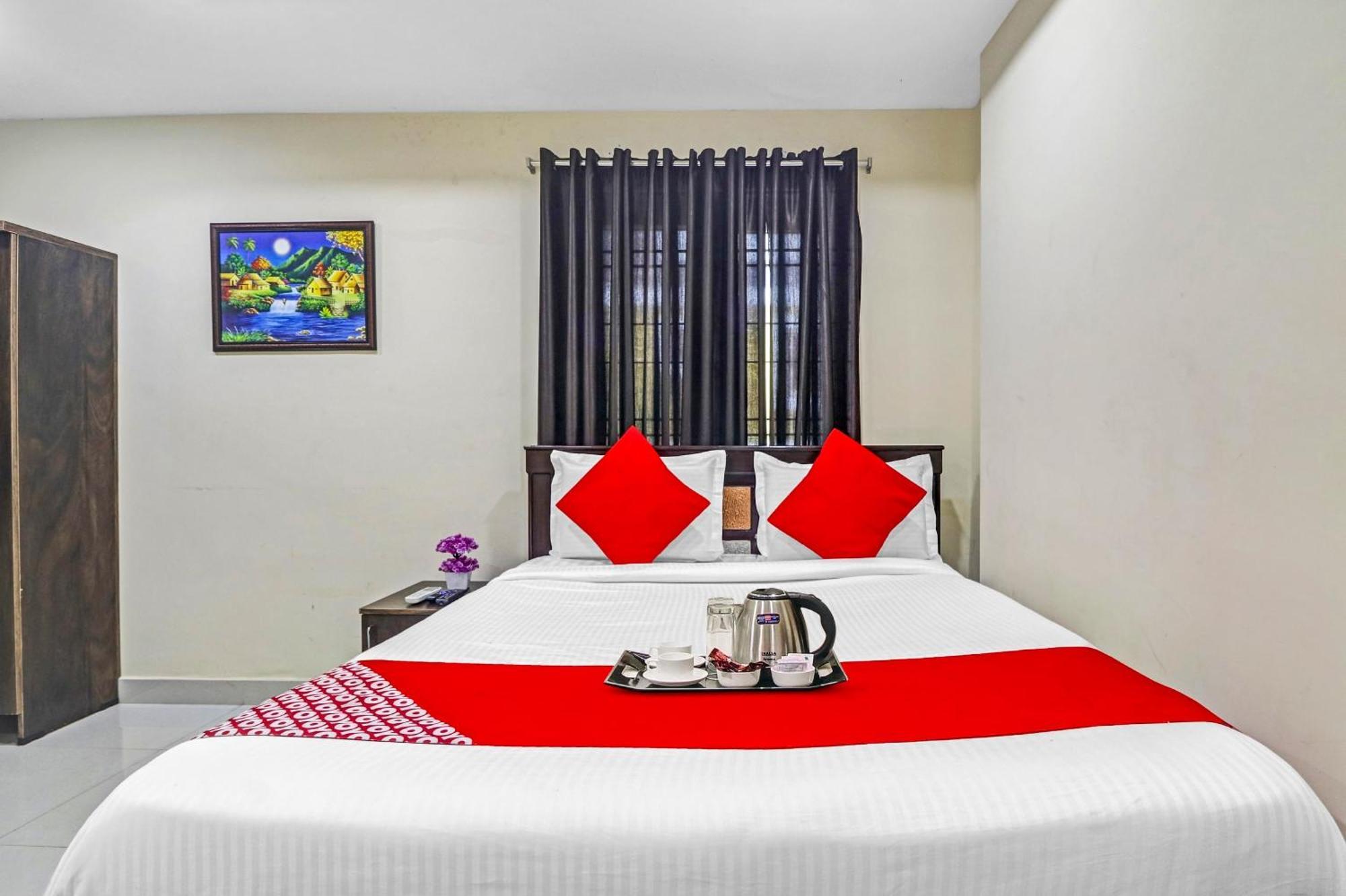 Super O Honey Heights Near Botanical Garden 3*