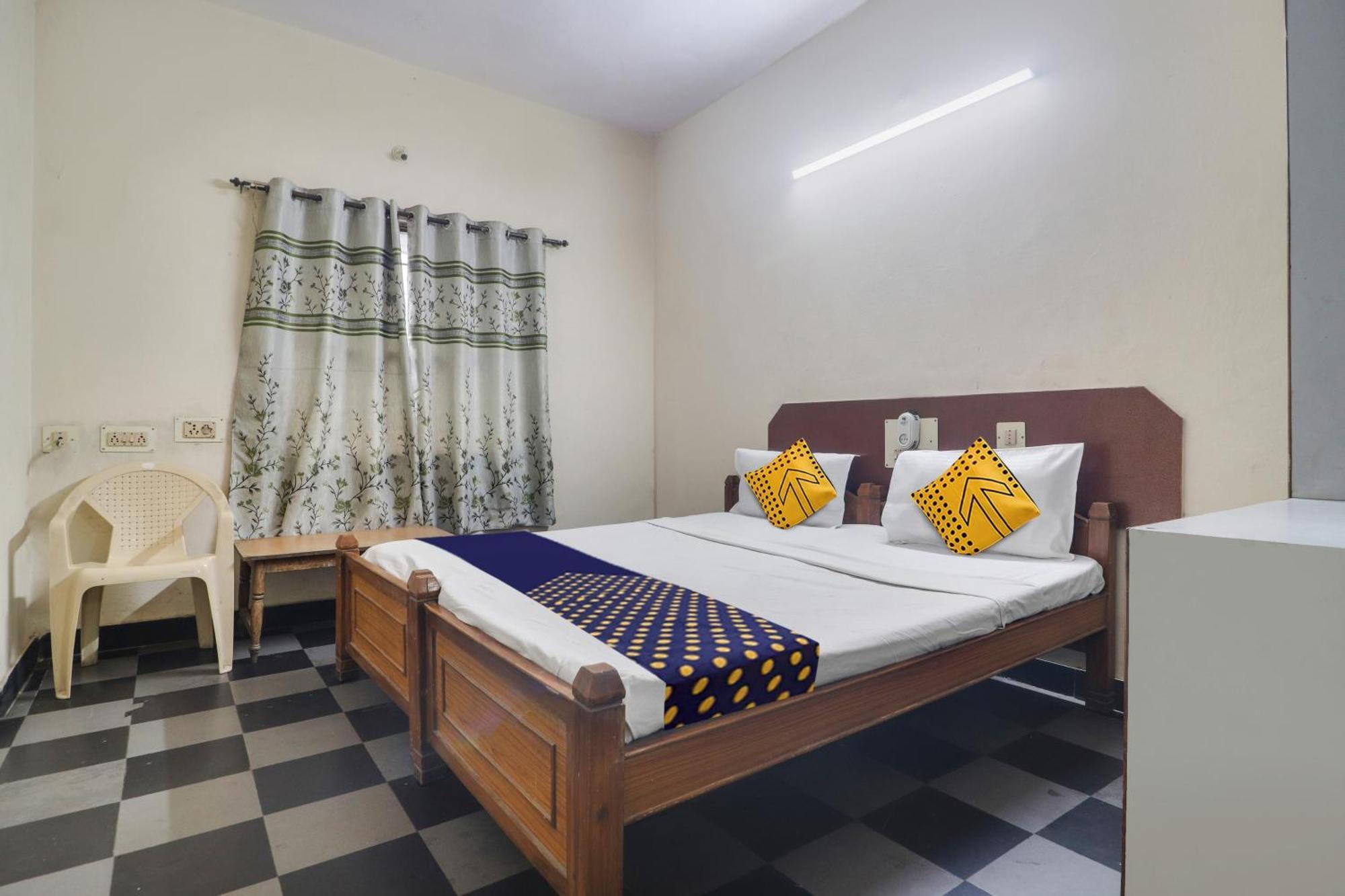 Hotel Spot On New Balaji Residency 3*