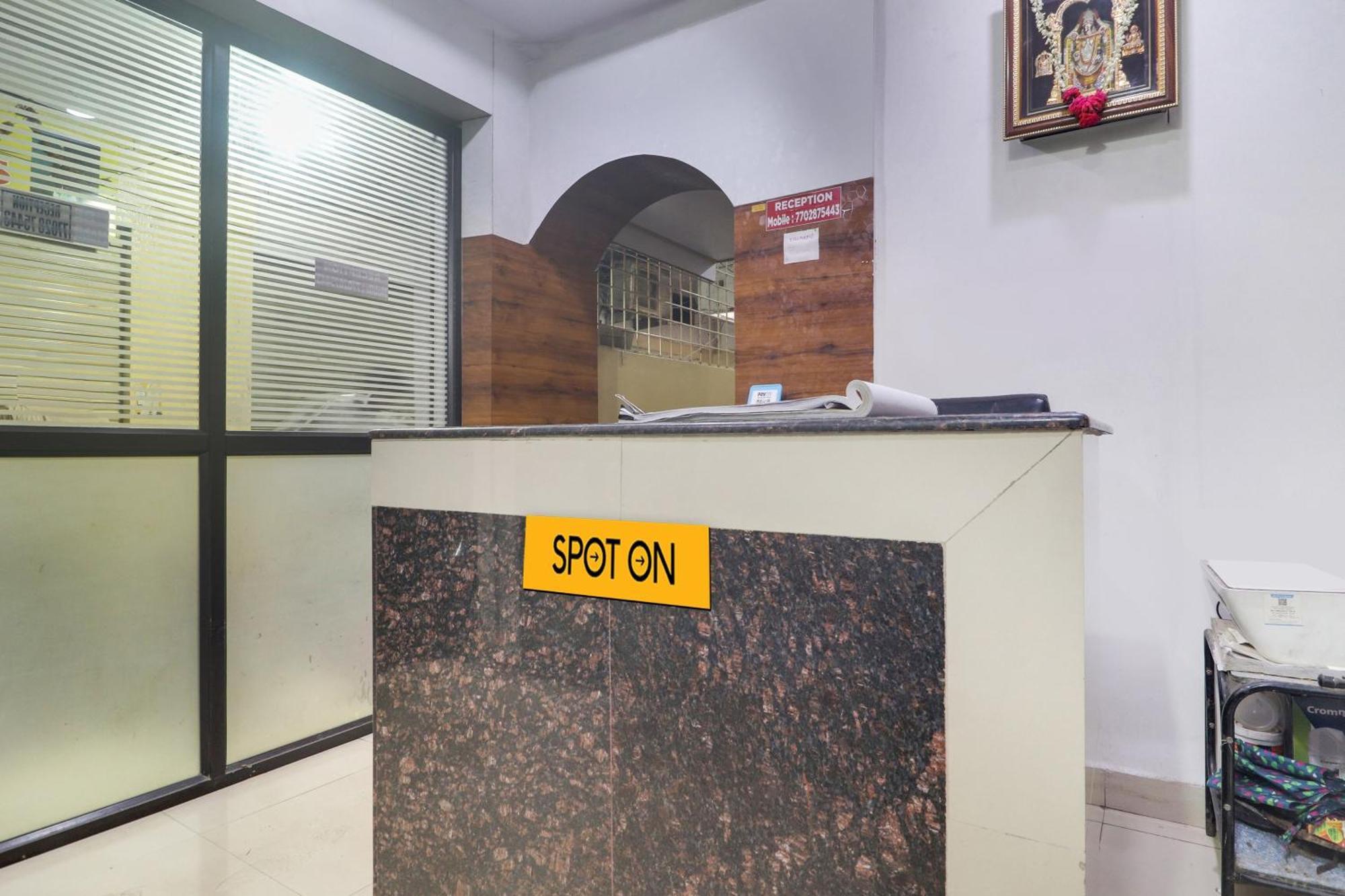 Spot On New Balaji Residency 3*