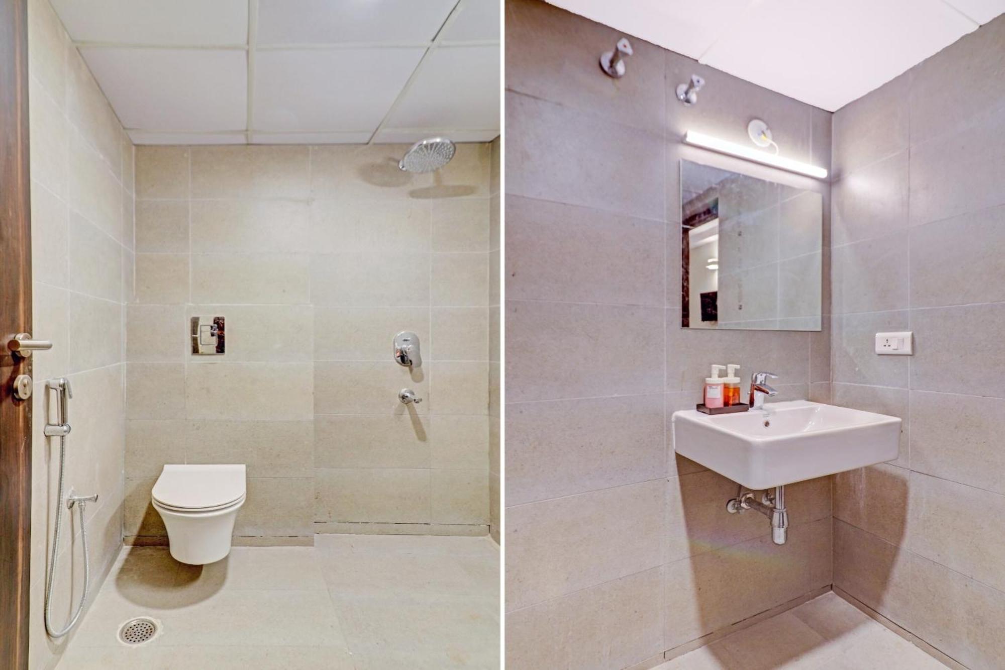 Hotel Townhouse S R Nagar Near