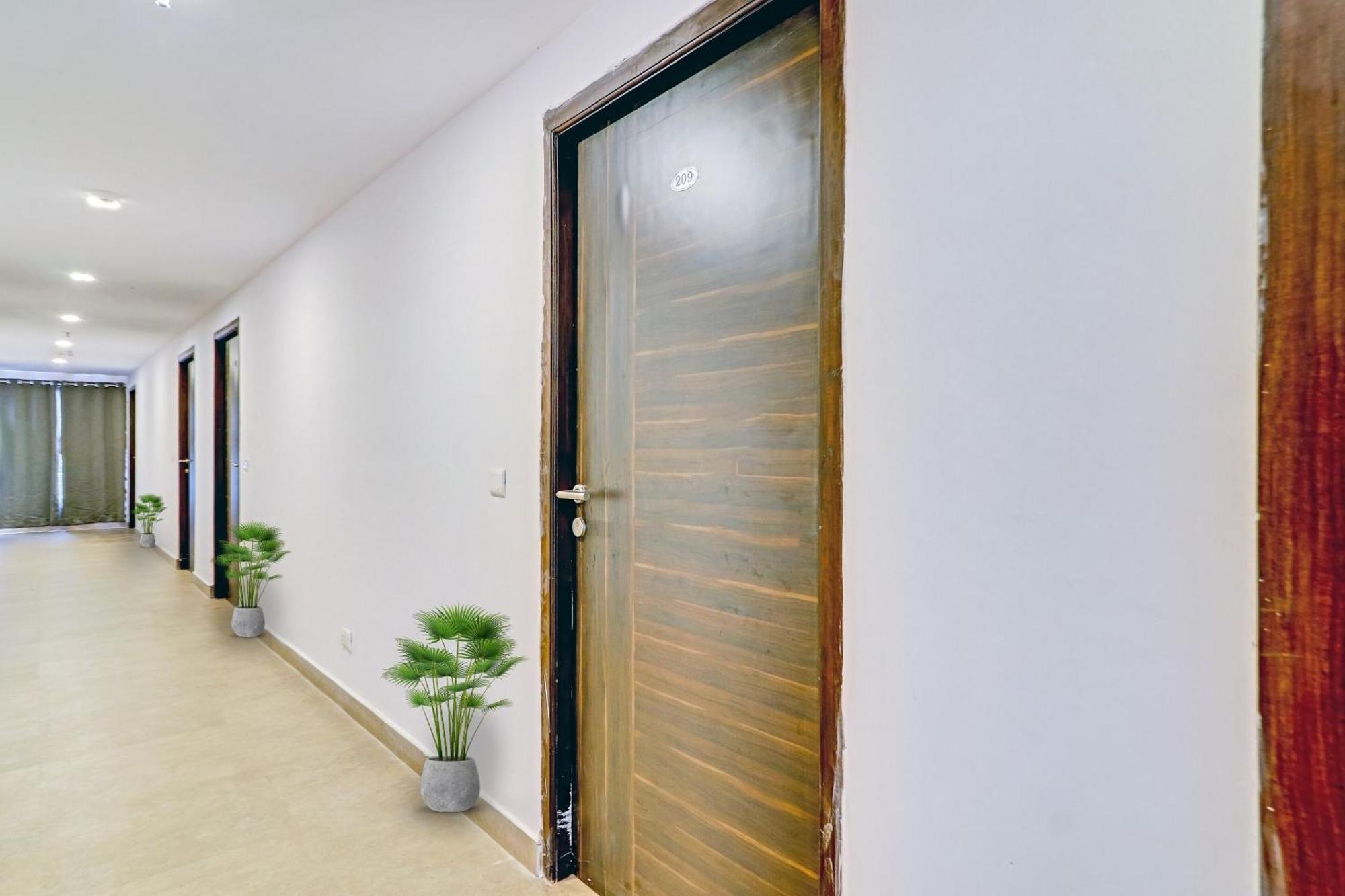 Townhouse S R Nagar Near Hotel Hyderabad