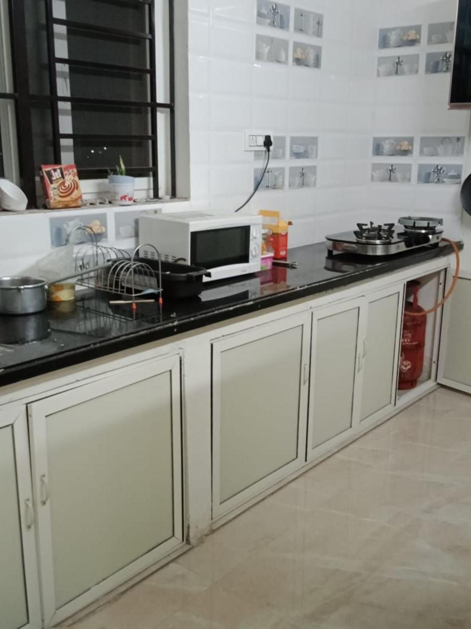 Spacious And Peaceful Banjara Rd 12 2 Bhk Hyderabad