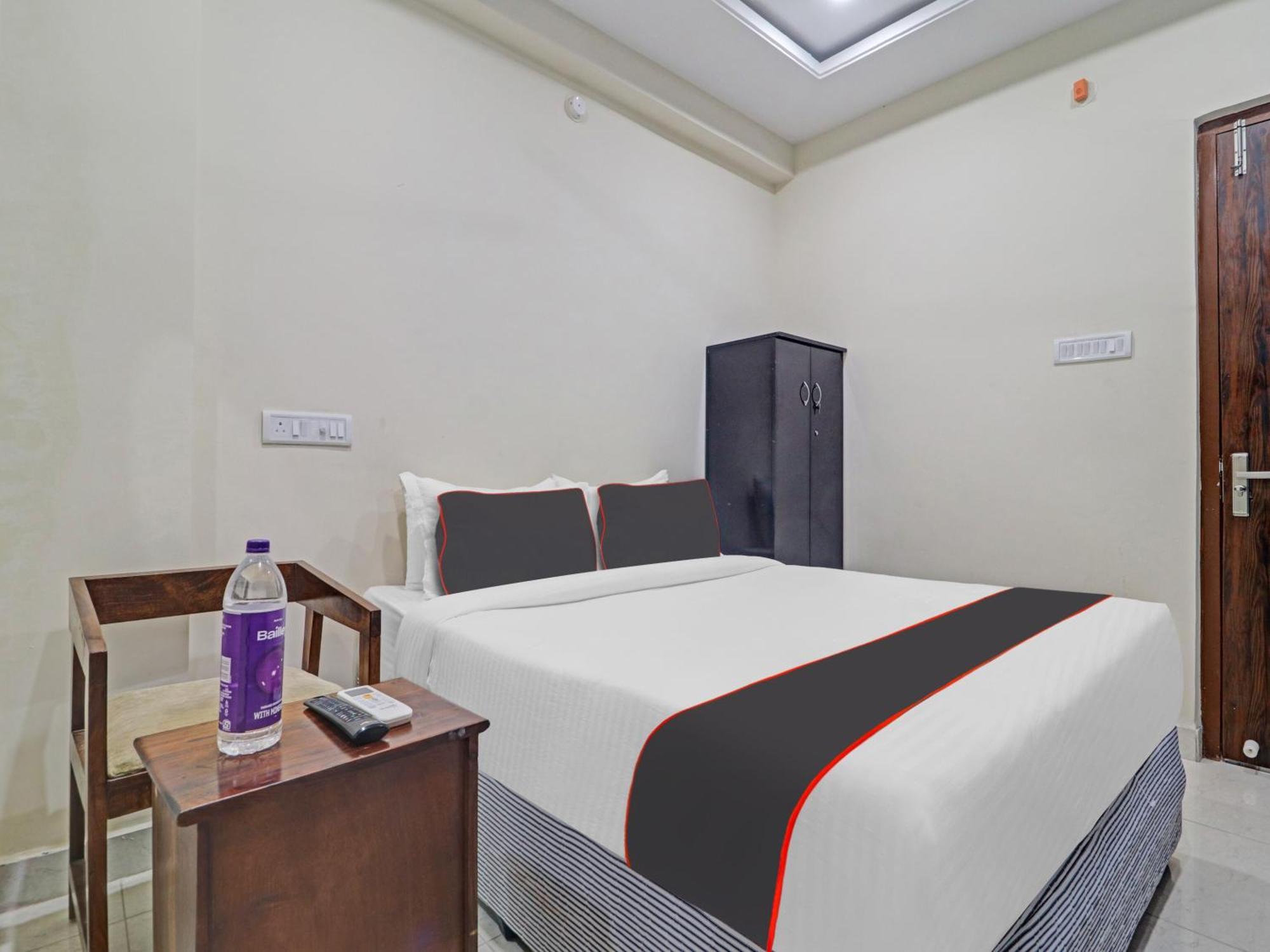 Super Hotel O Square Unique Suites Hyderabad