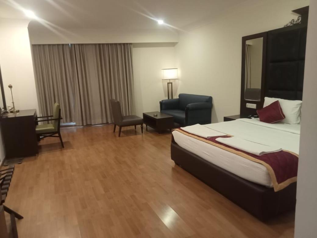 Luxury Residents - Family Friendly Hotel, Free Shuttle Hotel 3*