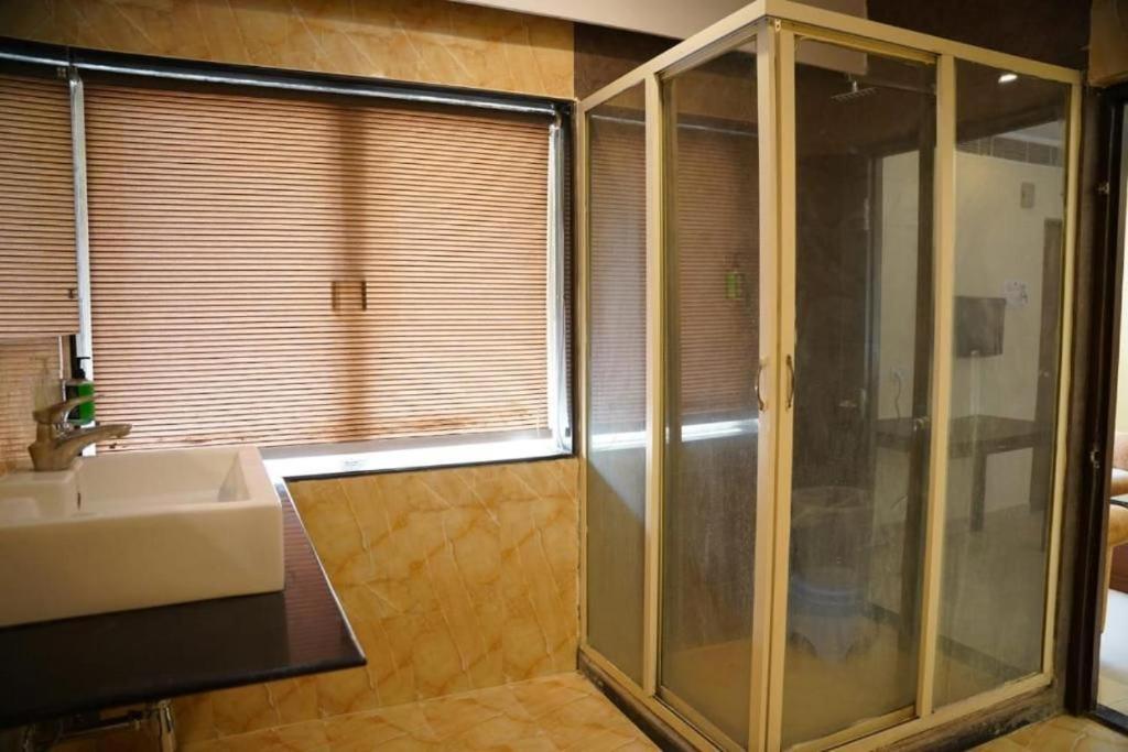 Blossoms Classic International -road View- Free Breakfast Hotel 3*
