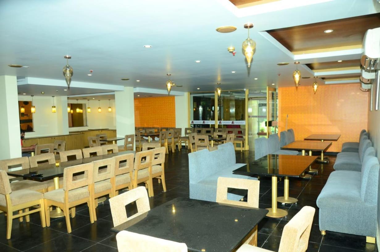 Blossoms Classic International -road View- Free Breakfast Hotel Hyderabad