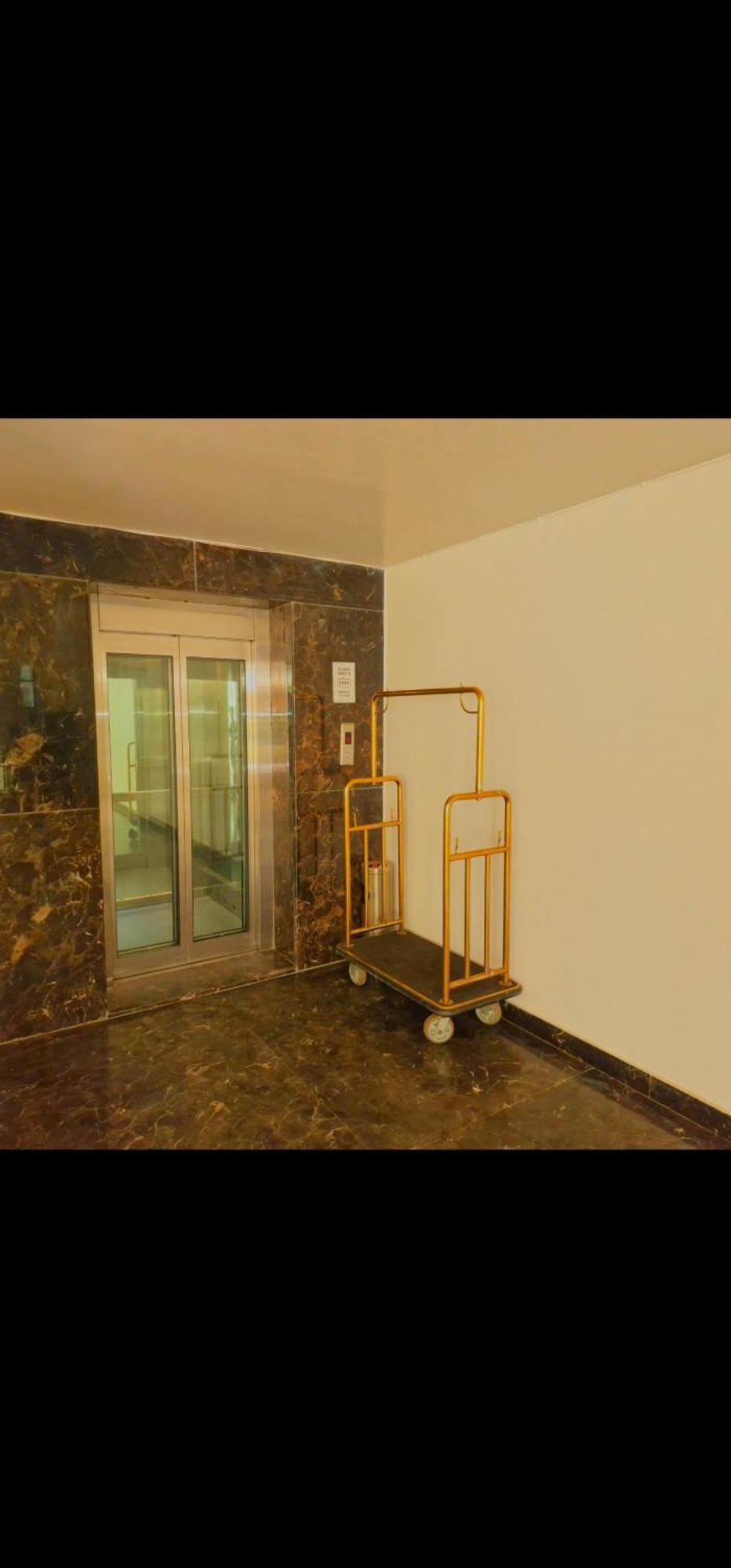 1 Bhk Serviced R101 Apartment
