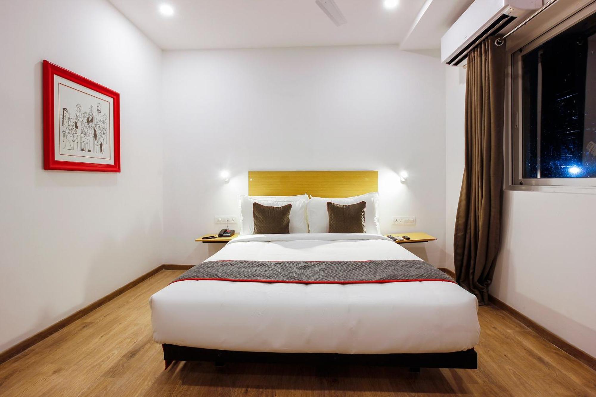 Super Townhouse Rcc Elite 4* Hyderabad